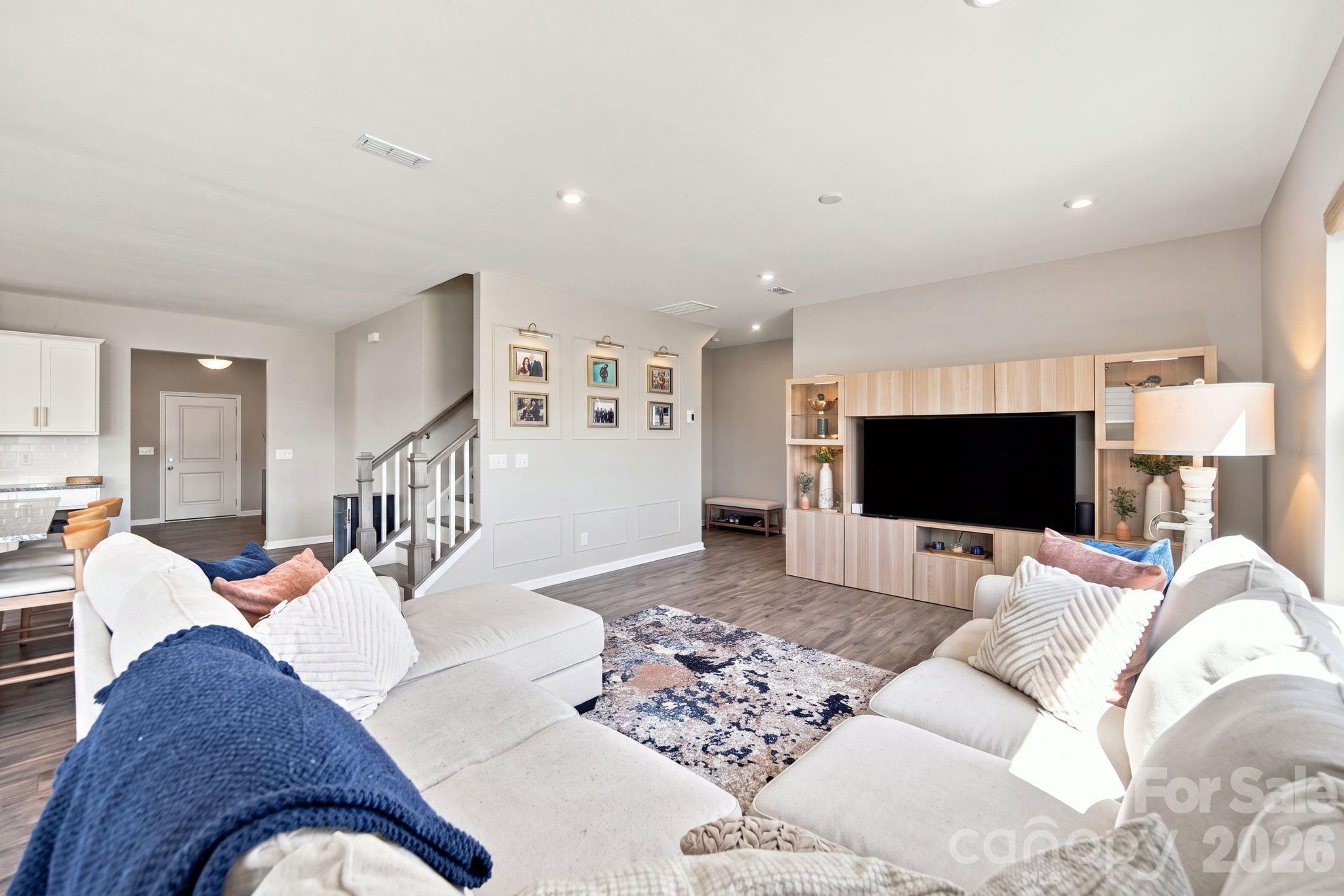 12028 Grinstead Lane Property Photo 9