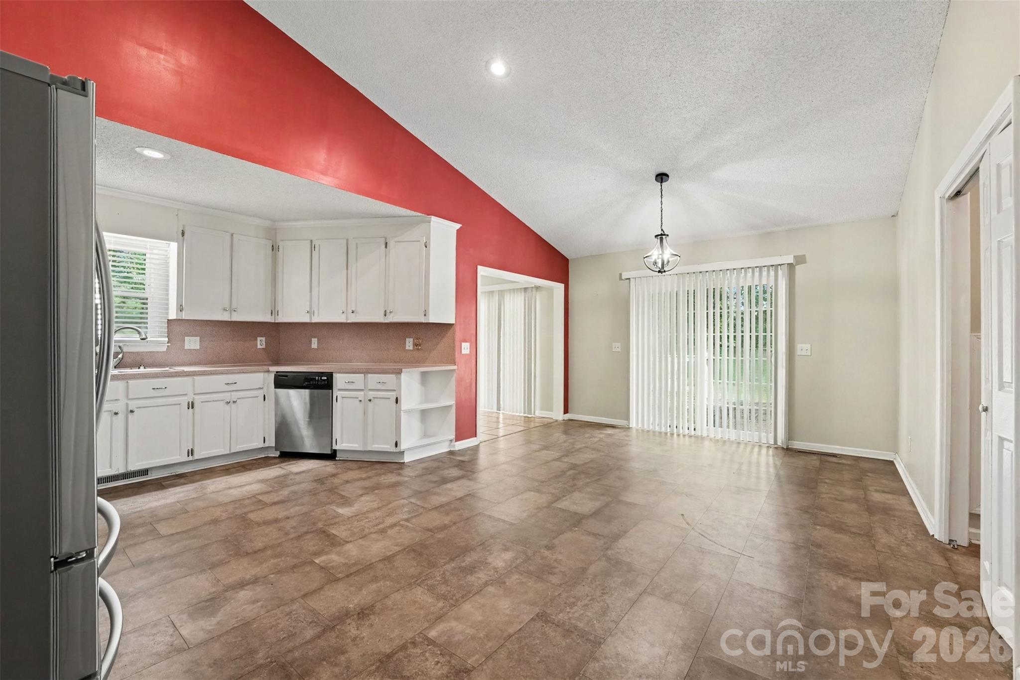 171 Bevis Lane Property Photo 7