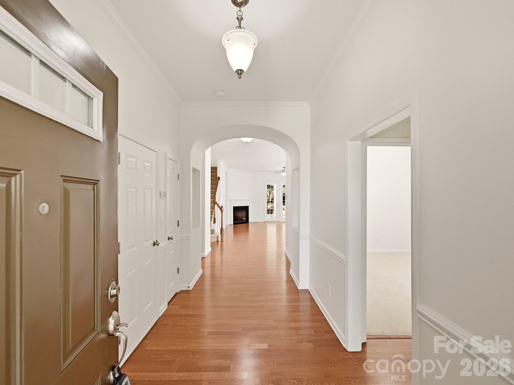 1021 Knob Creek Lane Property Photo 2