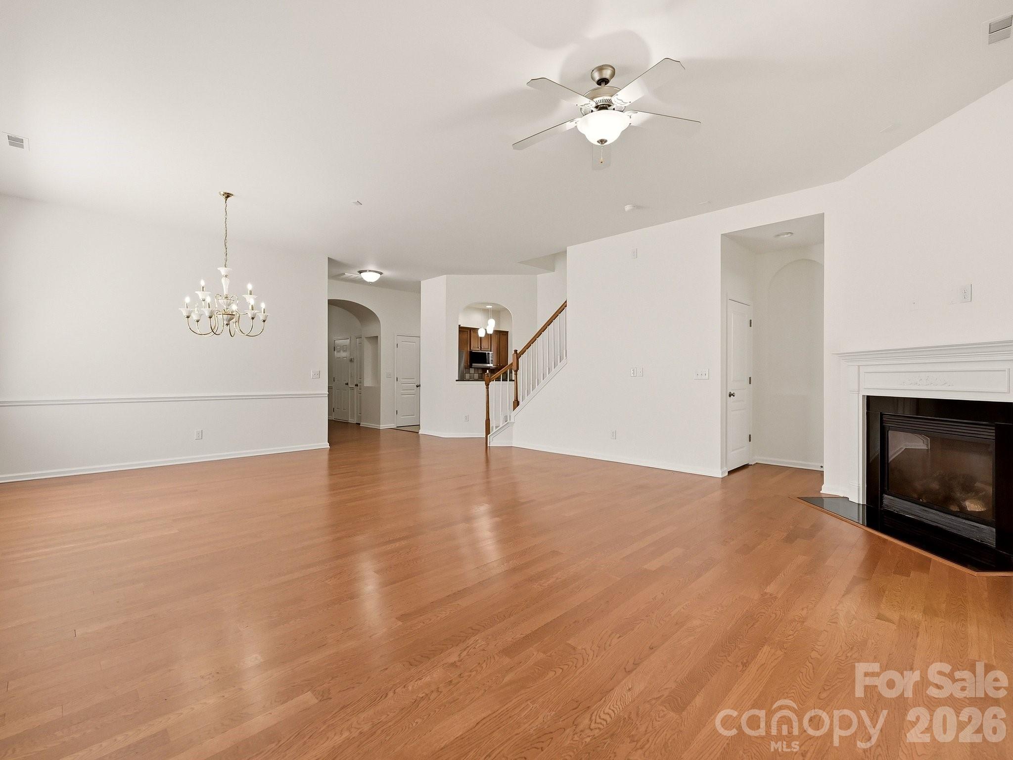 1021 Knob Creek Lane Property Photo 6