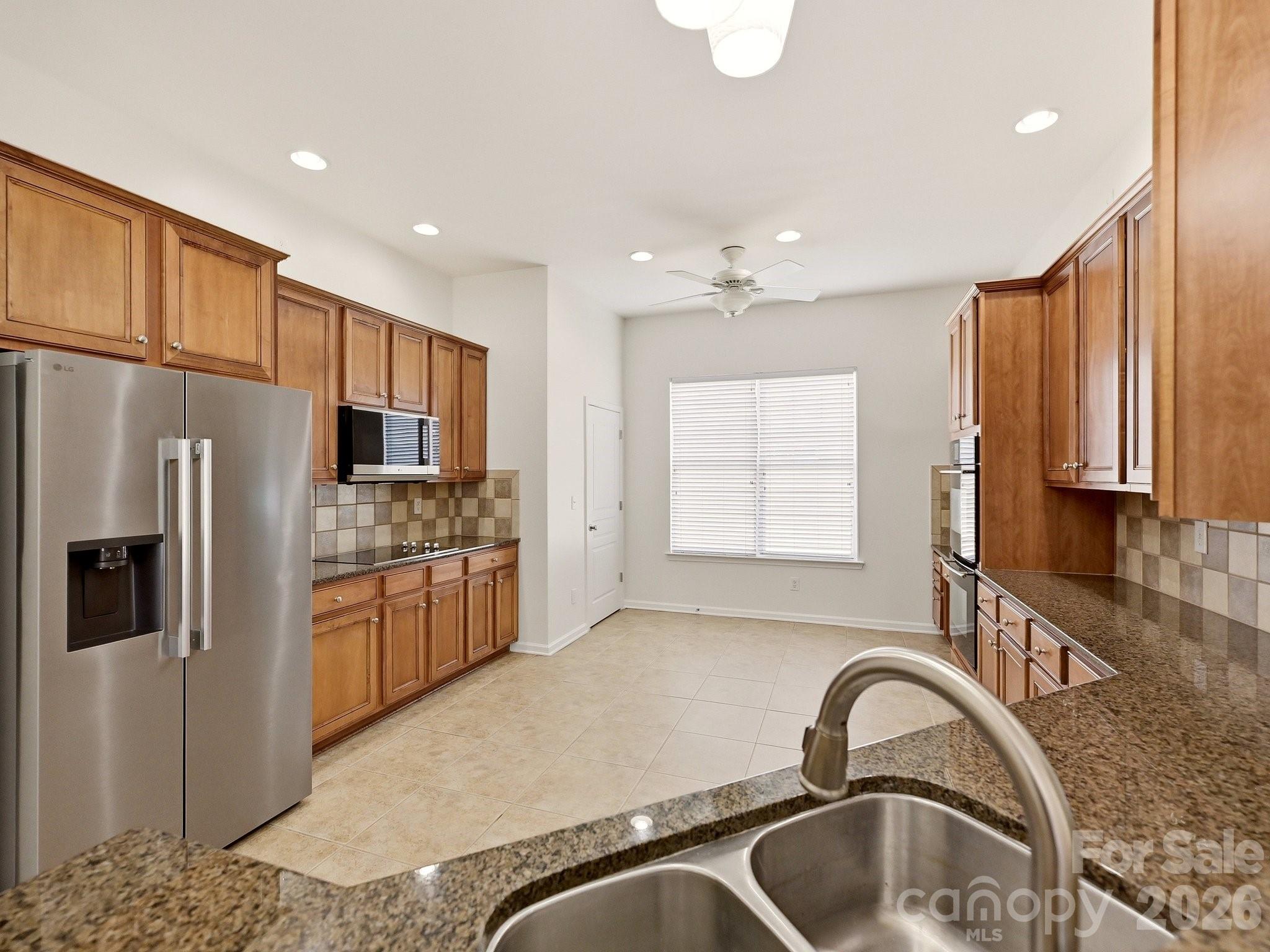 1021 Knob Creek Lane Property Photo 9