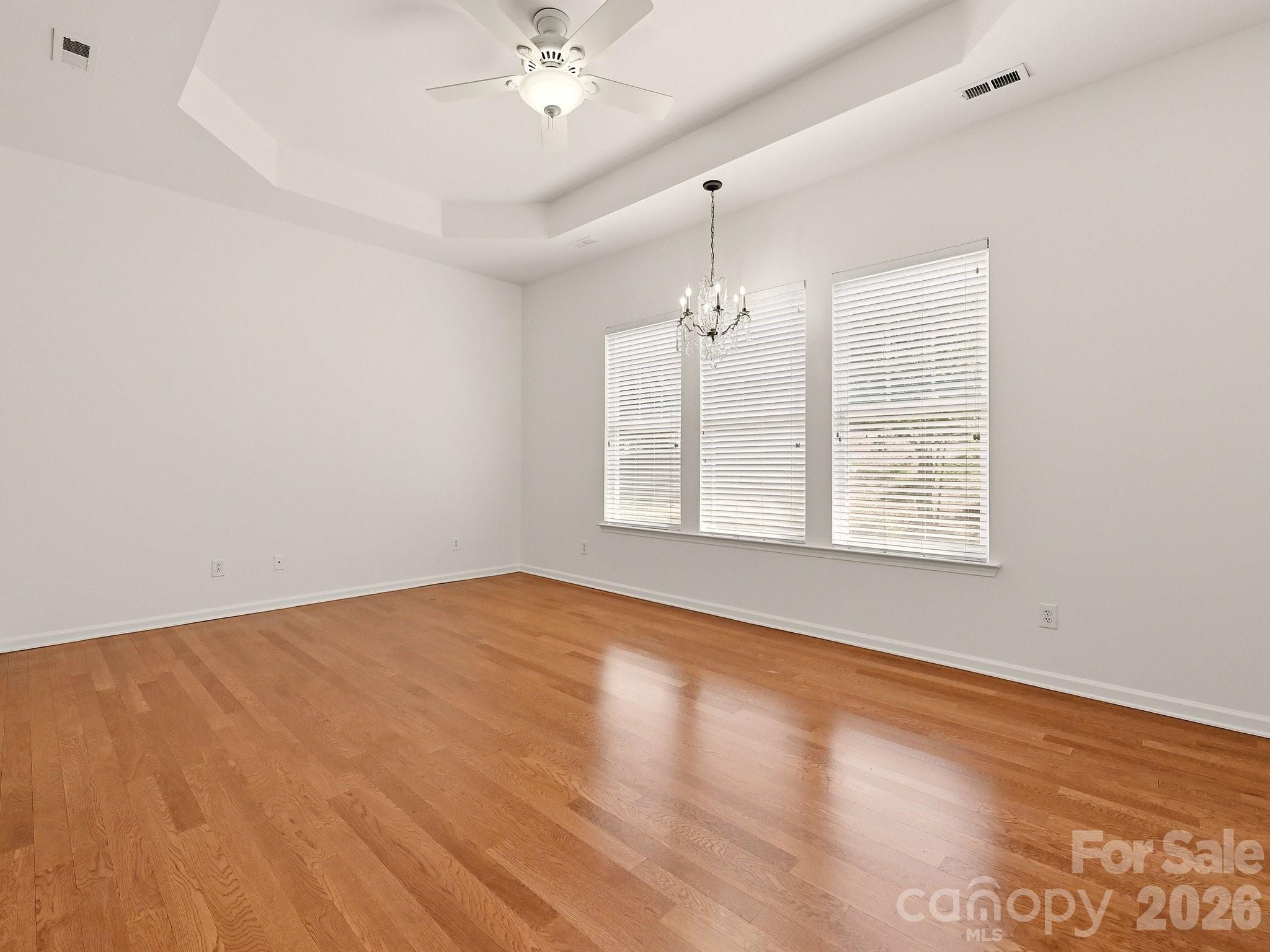 1021 Knob Creek Lane Property Photo 12