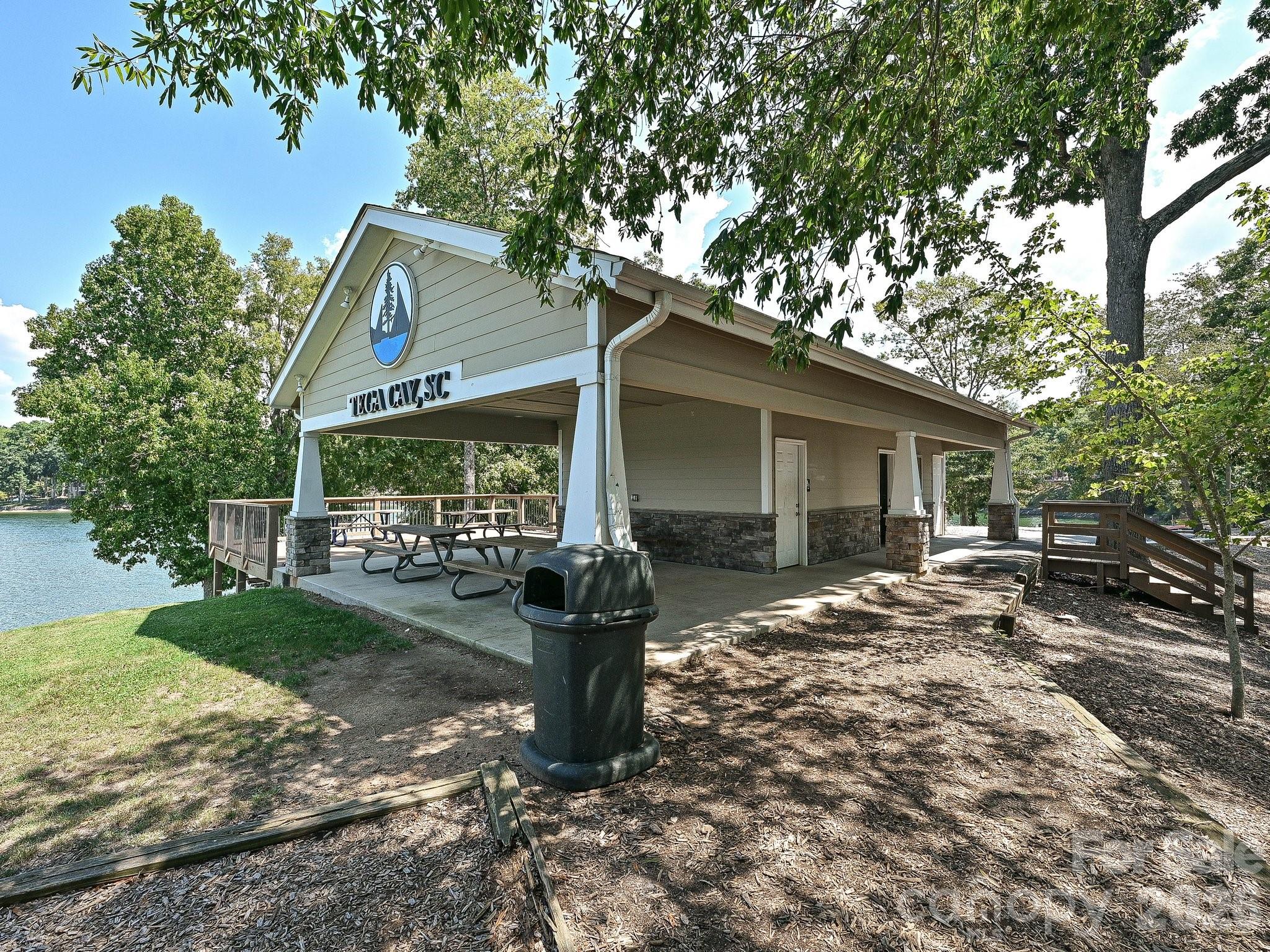 1021 Knob Creek Lane Property Photo 34