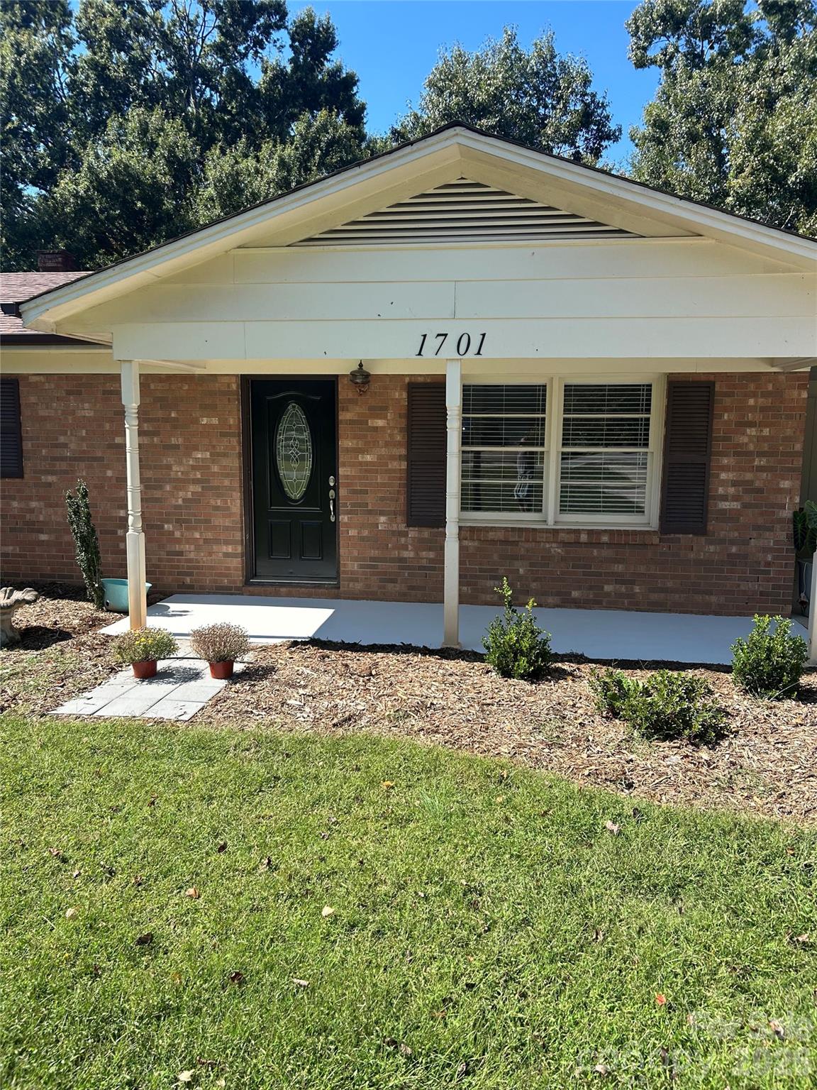 1701 Richey Road Property Photo 1