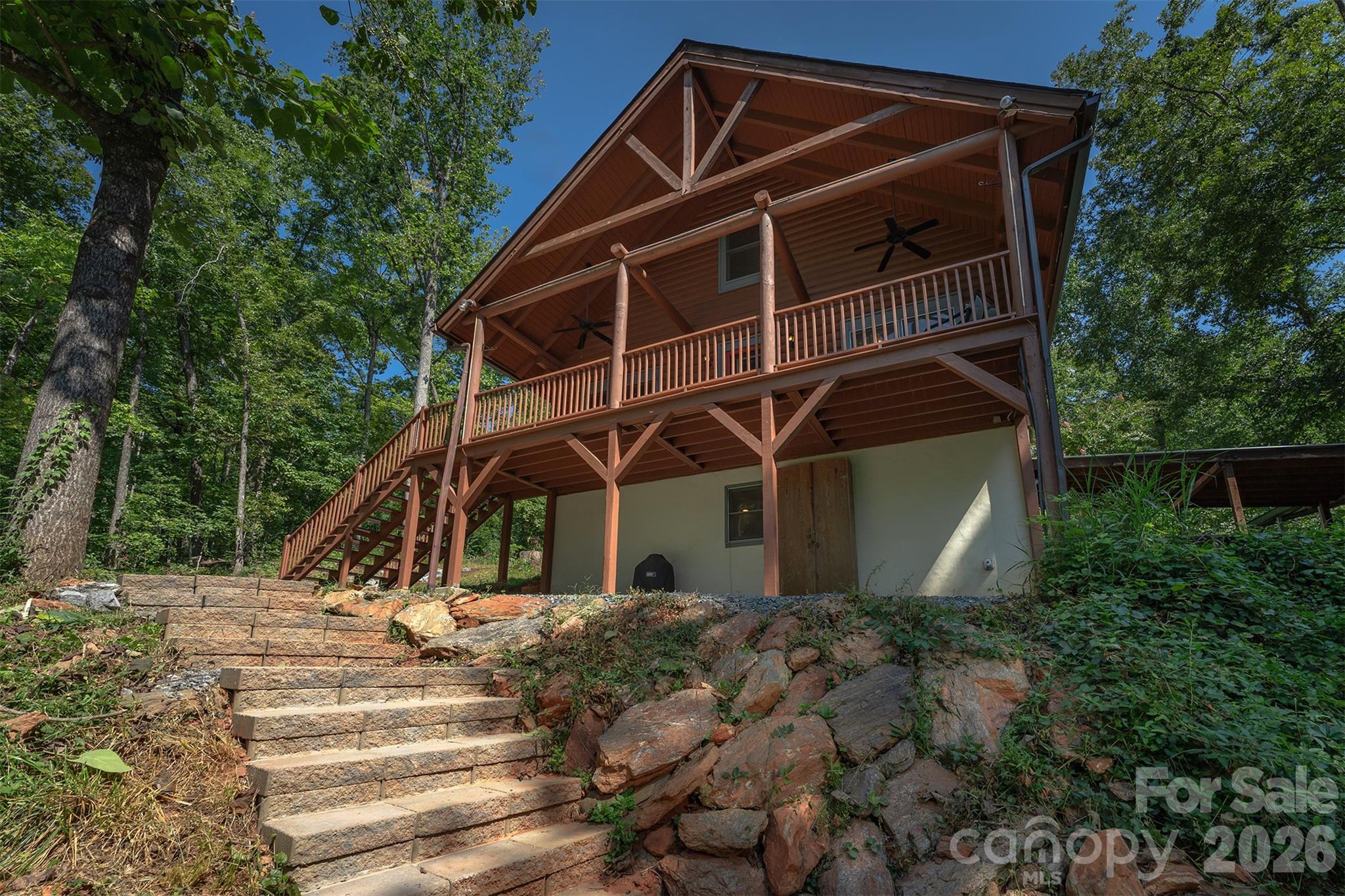 157 Spring Valley Drive Property Photo 3
