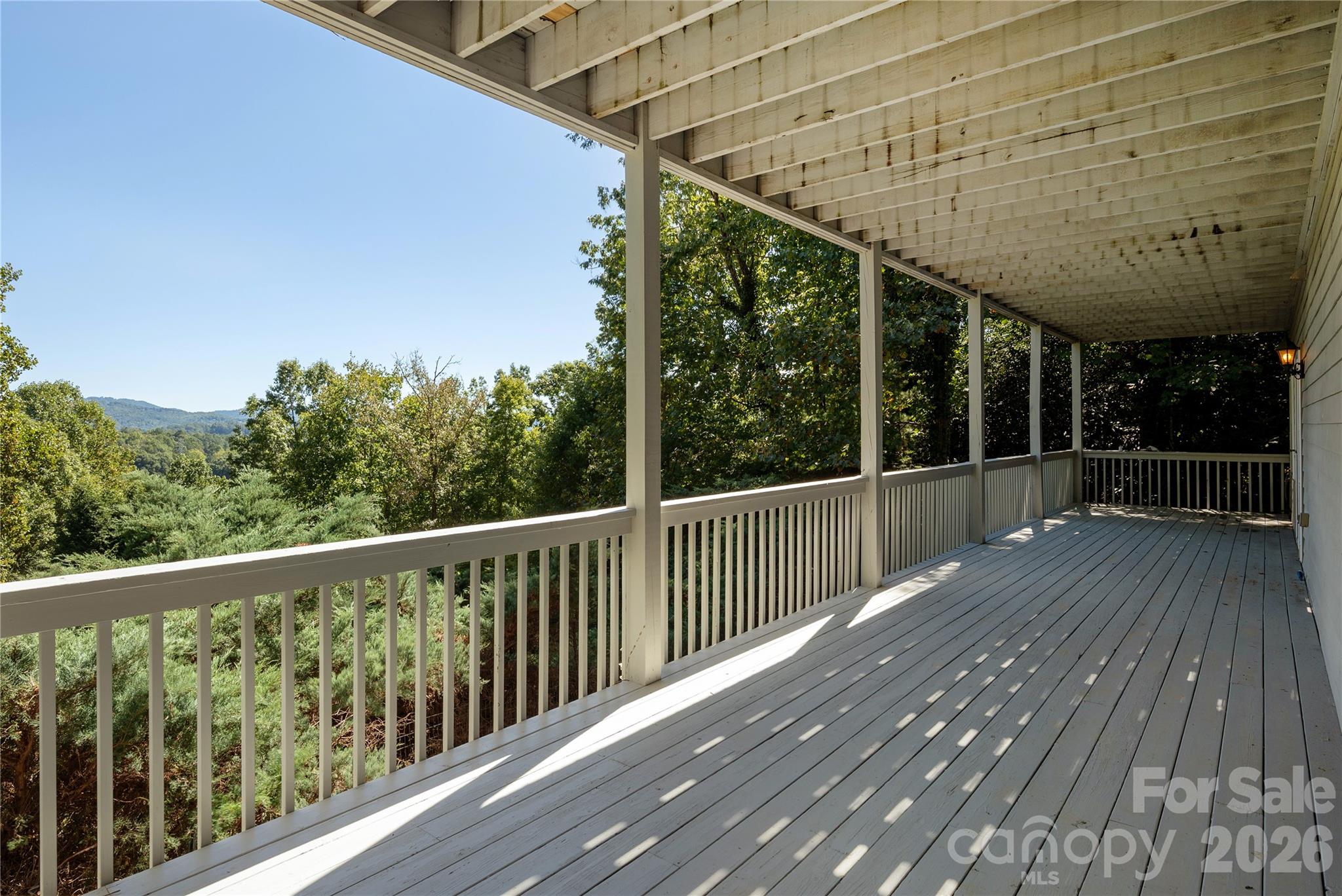 219 Greens View Drive Property Photo 30