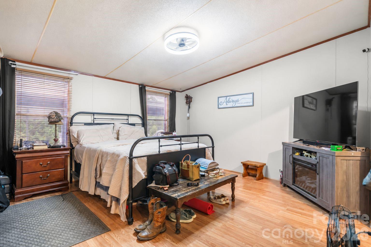 2461 Shadowbrook Drive Property Photo 15