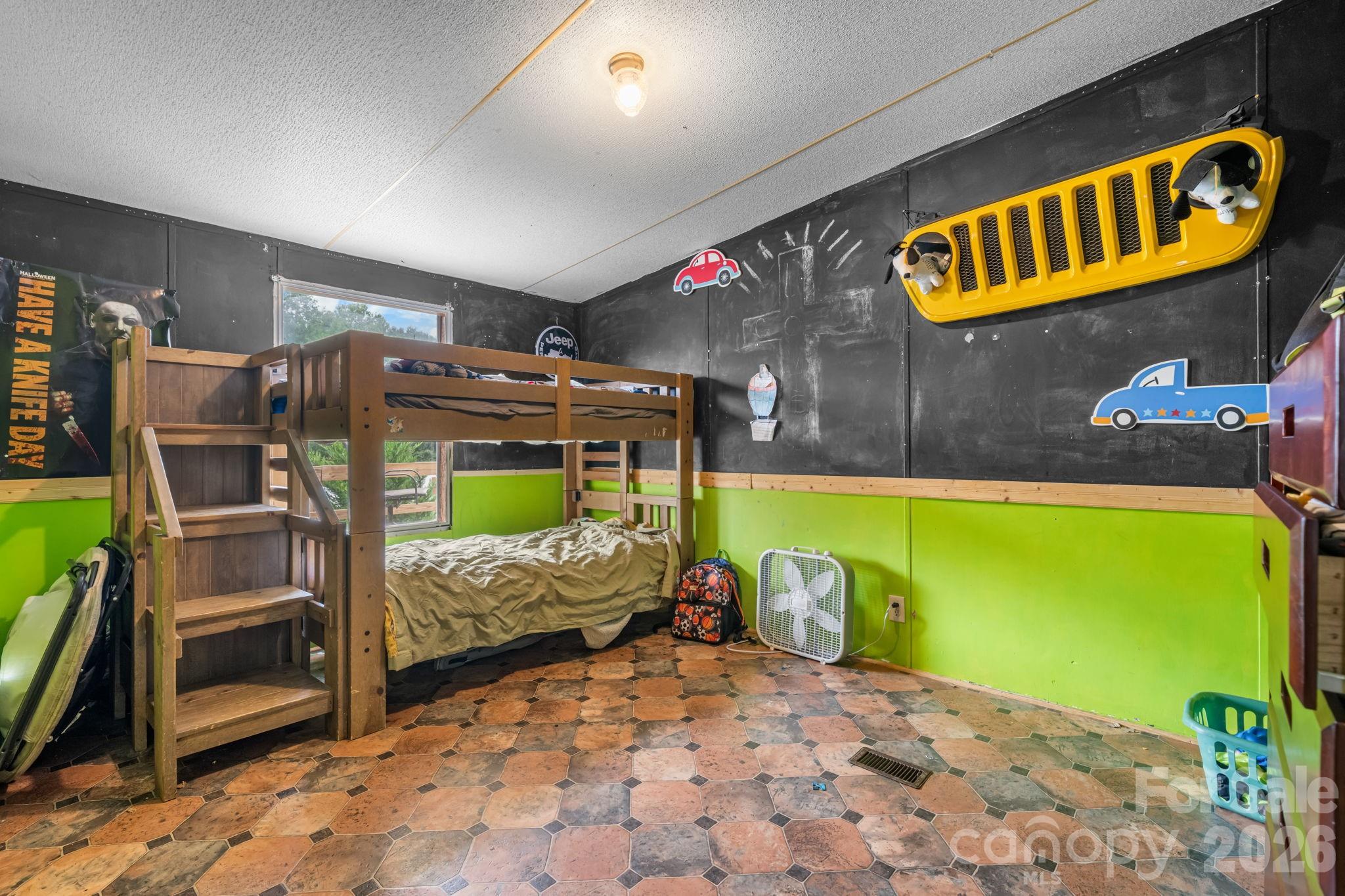 2461 Shadowbrook Drive Property Photo 21