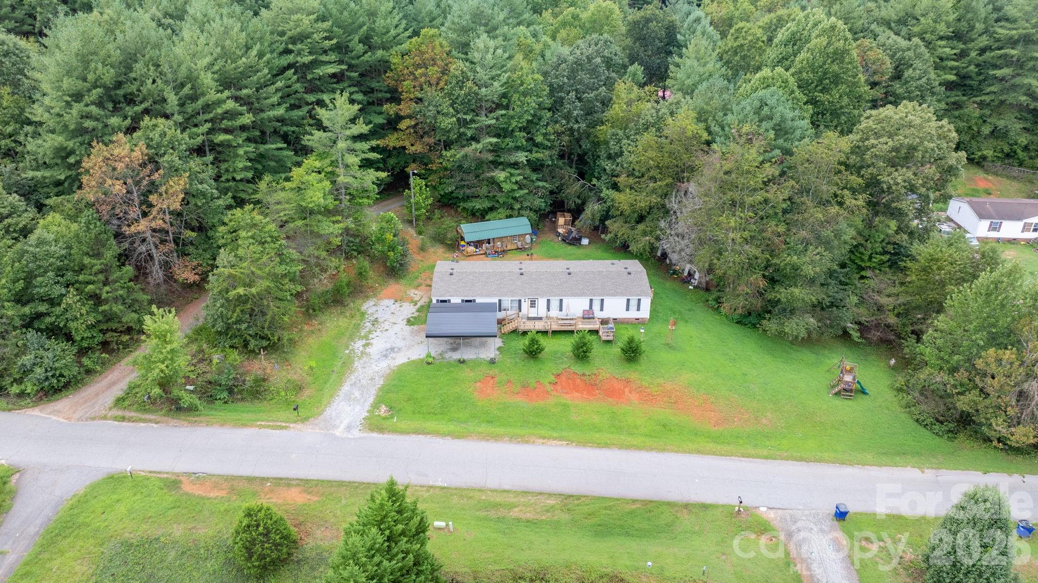 2461 Shadowbrook Drive Property Photo 29