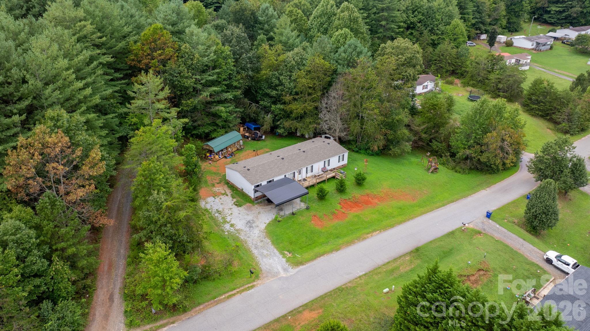 2461 Shadowbrook Drive Property Photo 30