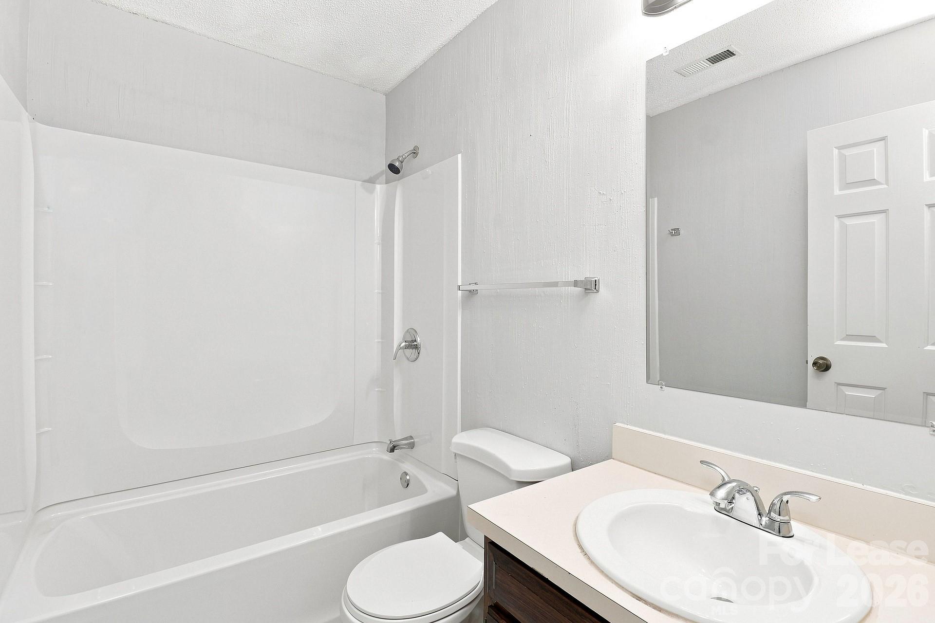 9719 Marshbrooke Road Property Photo 14