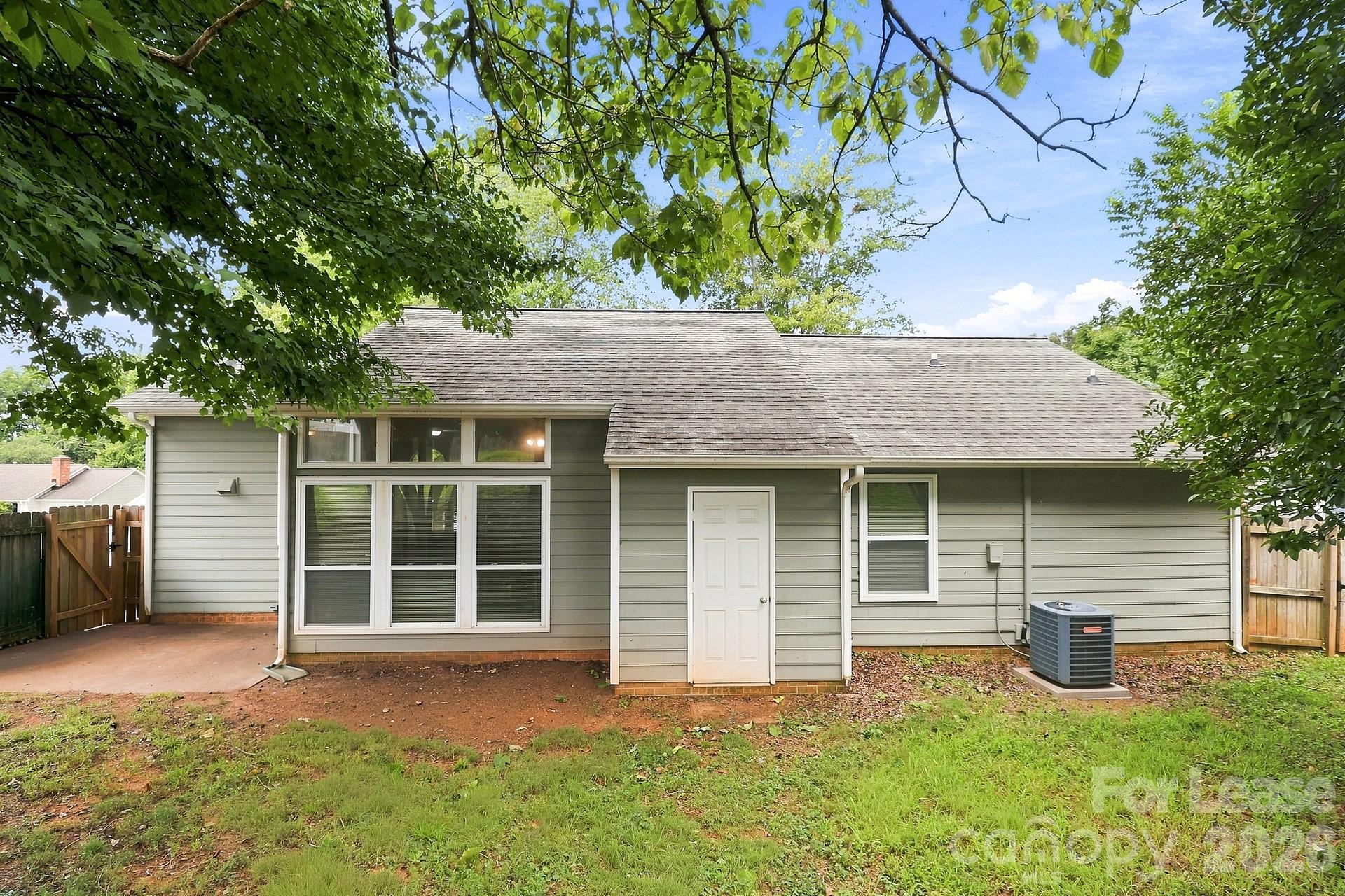 9719 Marshbrooke Road Property Photo 15
