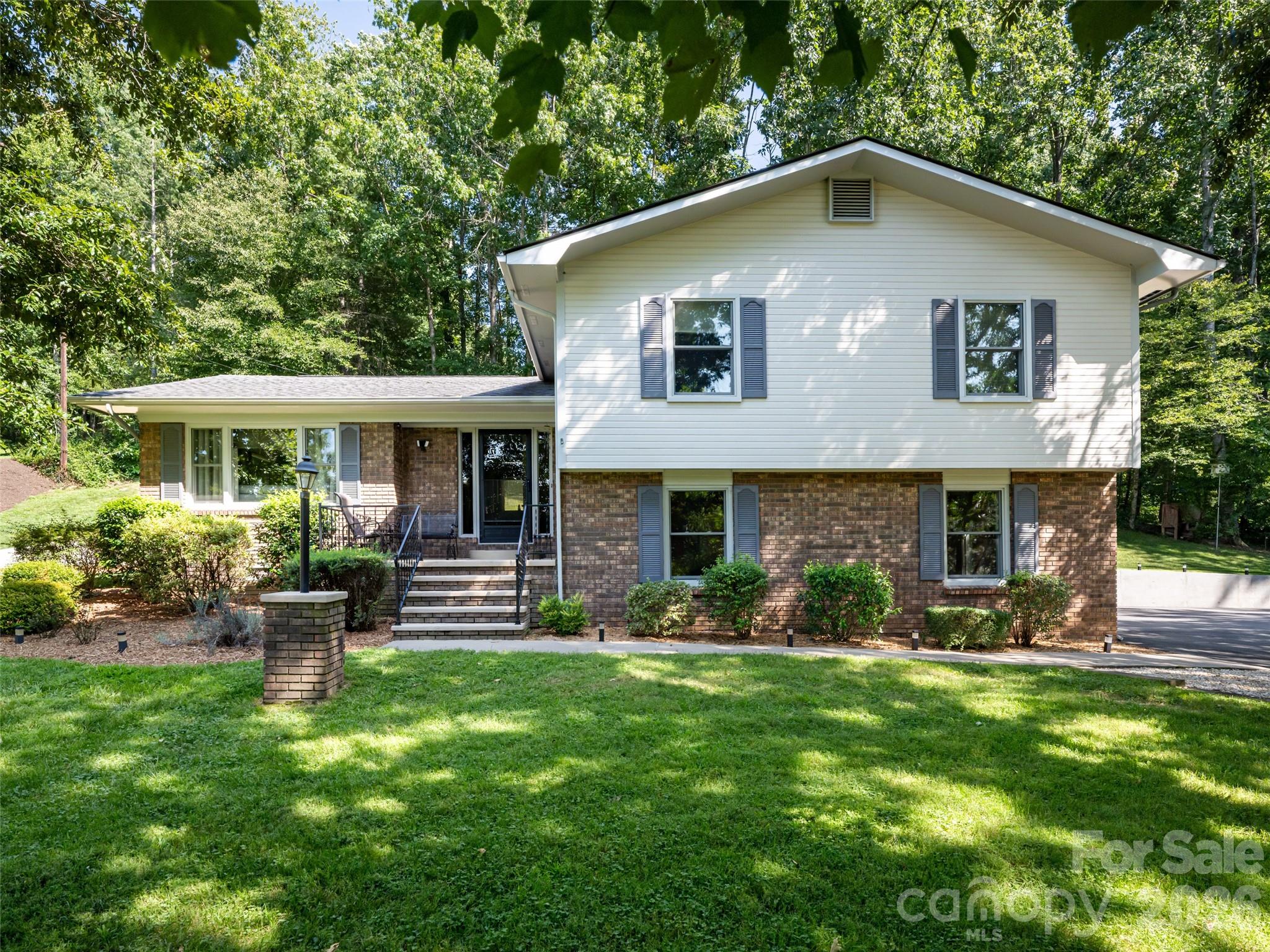 1 Morris Drive Property Photo 2