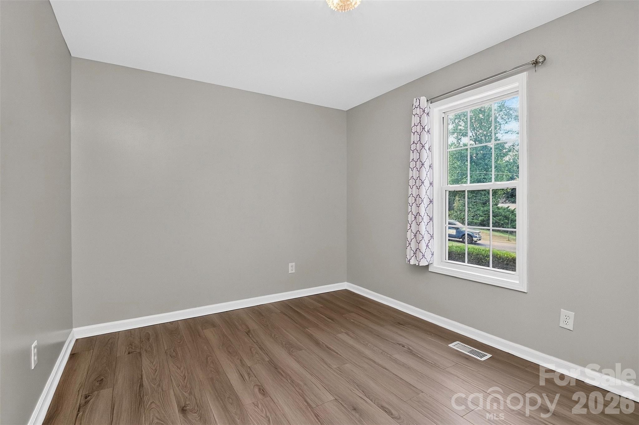 176 Toucan Road Property Photo 25