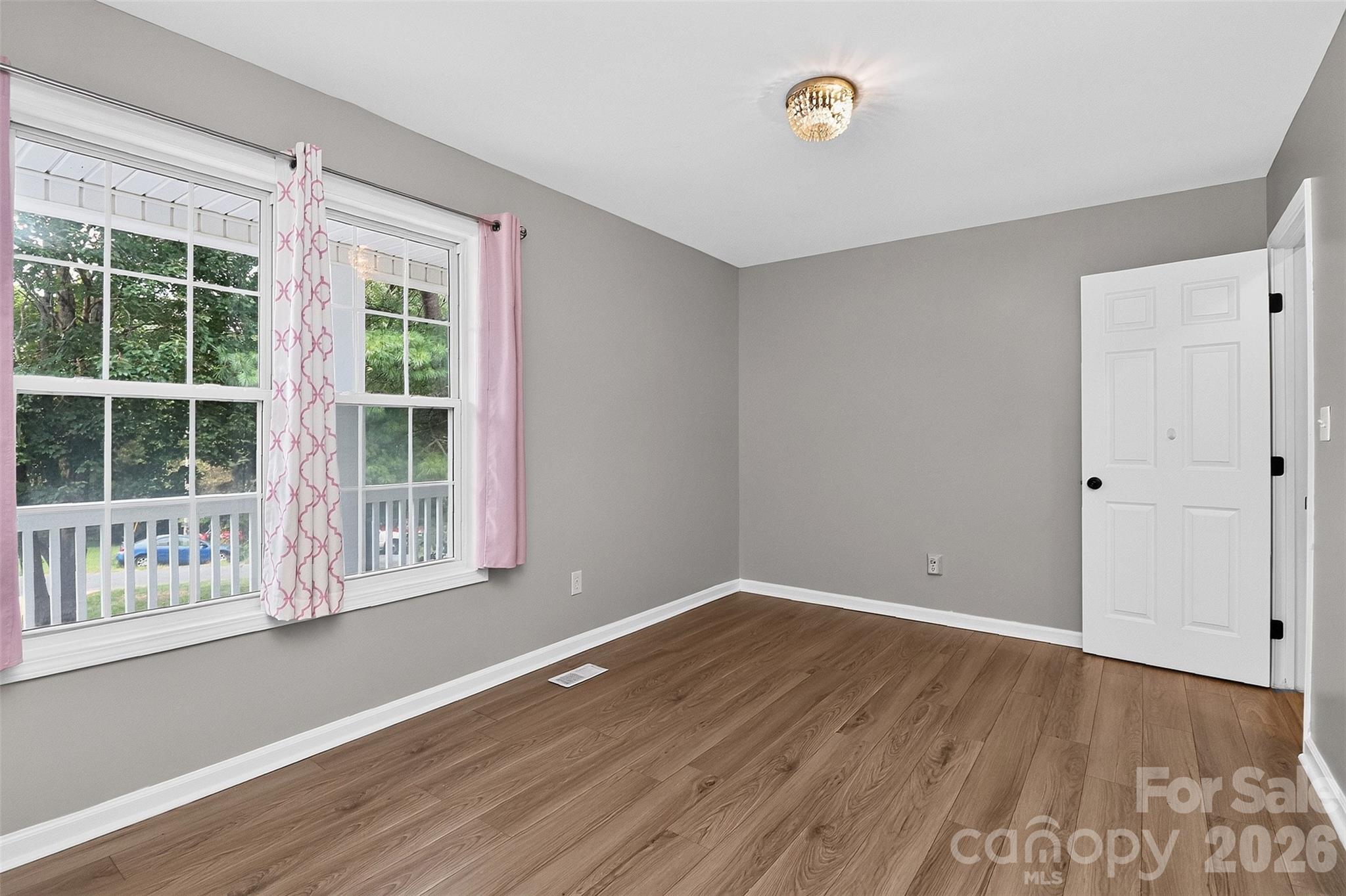 176 Toucan Road Property Photo 27