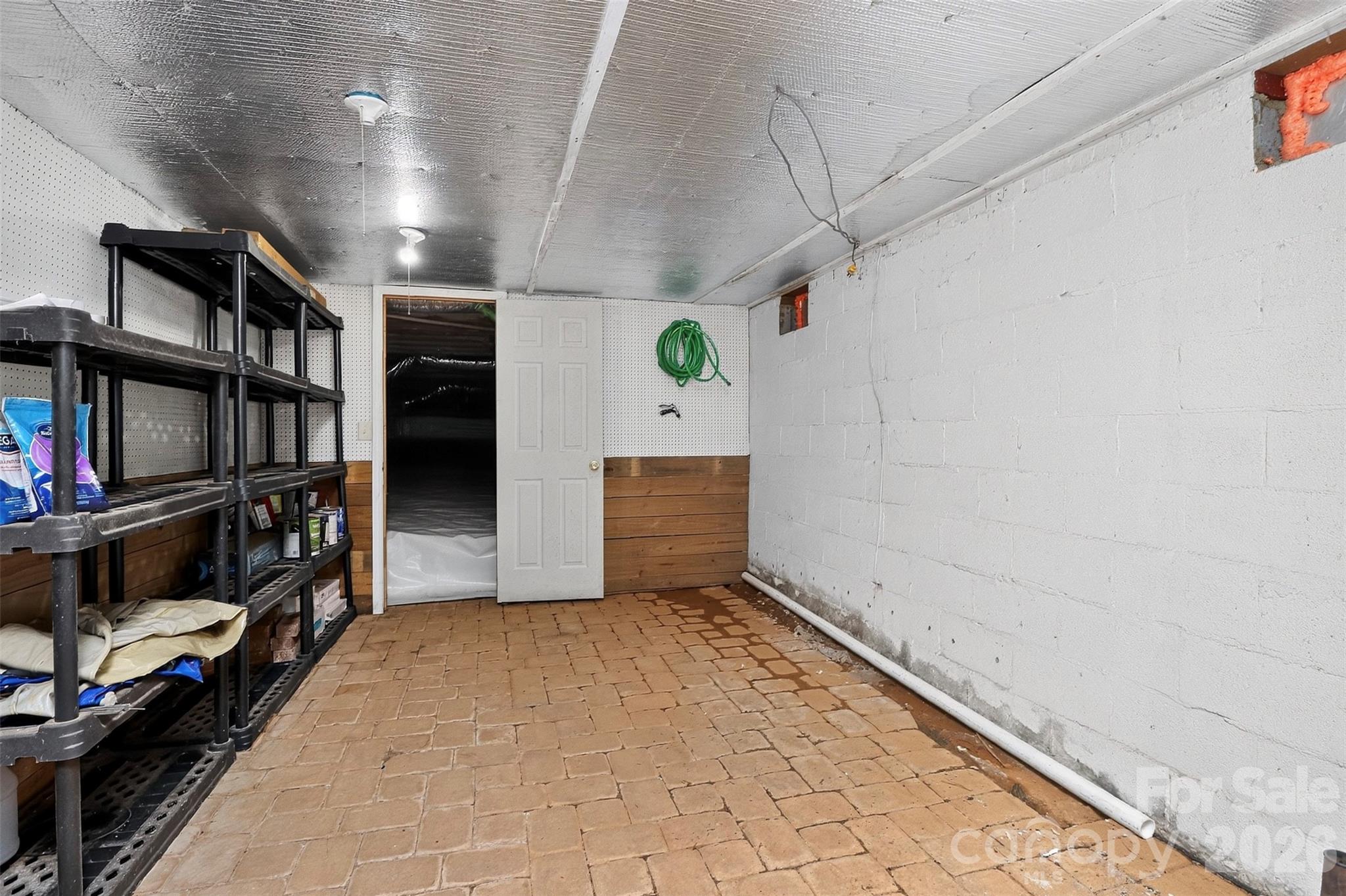 176 Toucan Road Property Photo 42