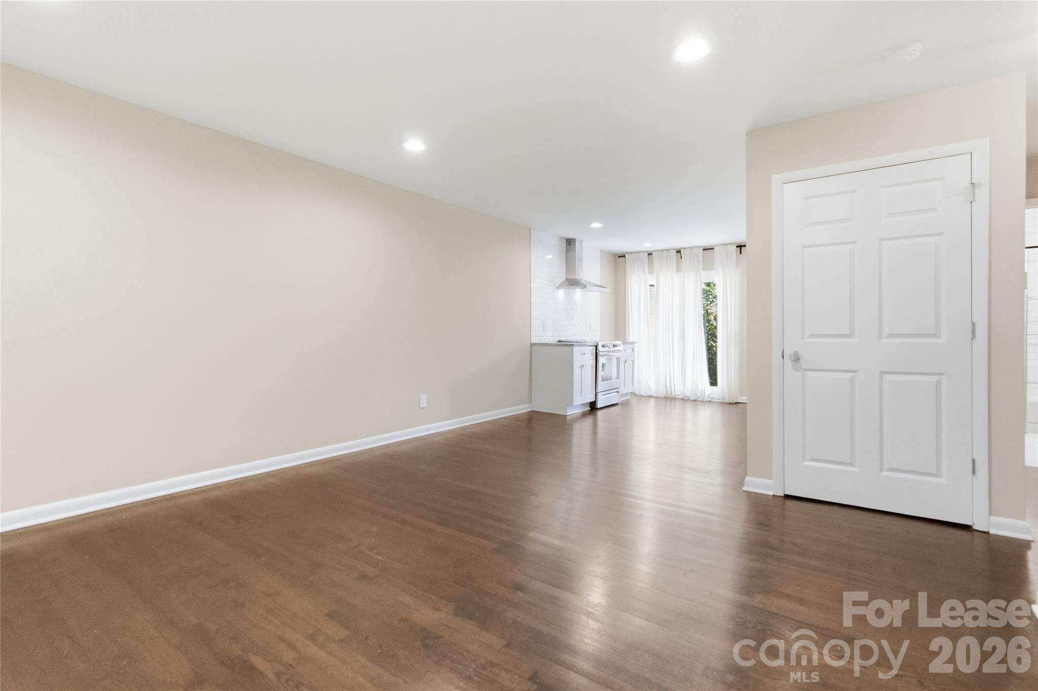 2012 Ibis Court Property Photo 4