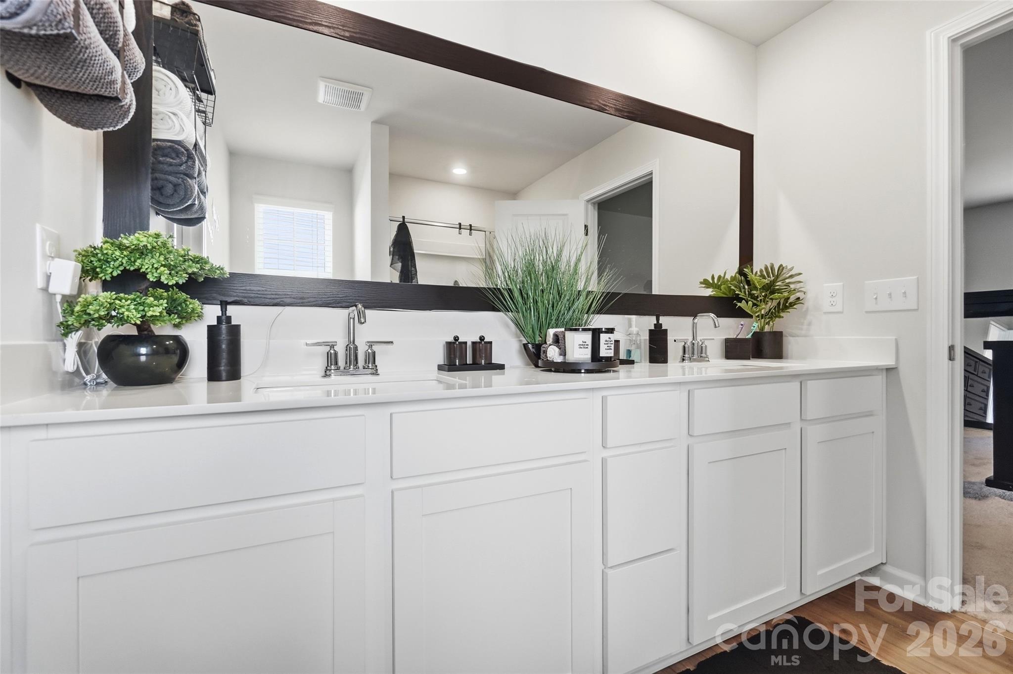146 Brentwood Drive Property Photo 1