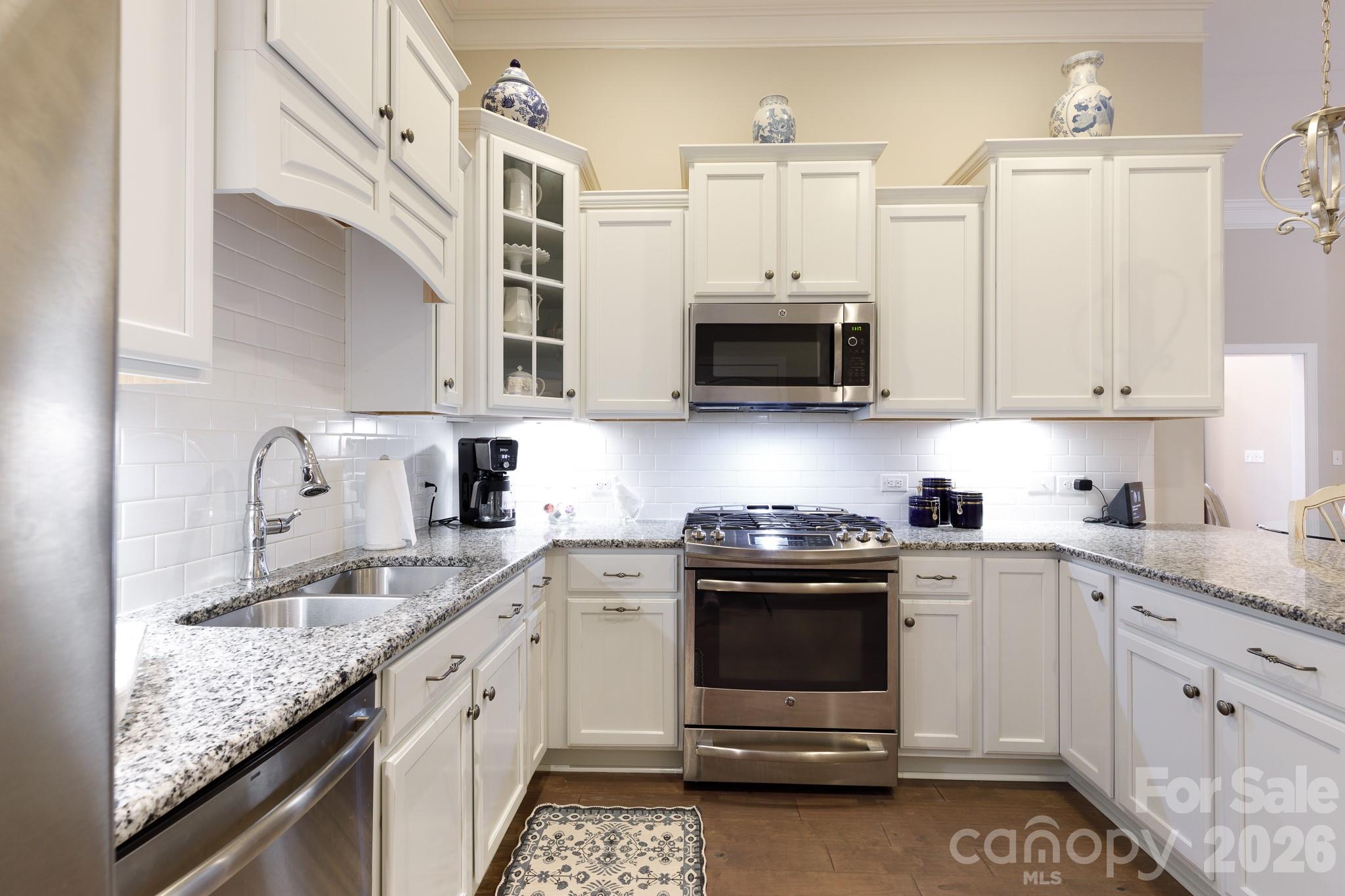 399 Quinby Way Property Photo 17
