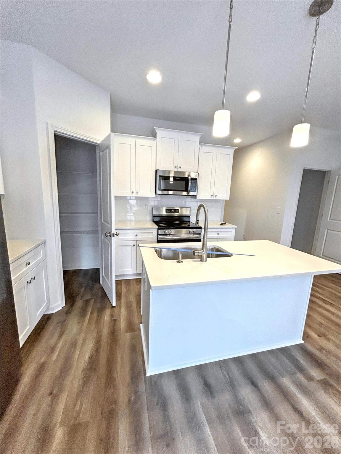 2026 Mcdonald Drive Property Photo 2