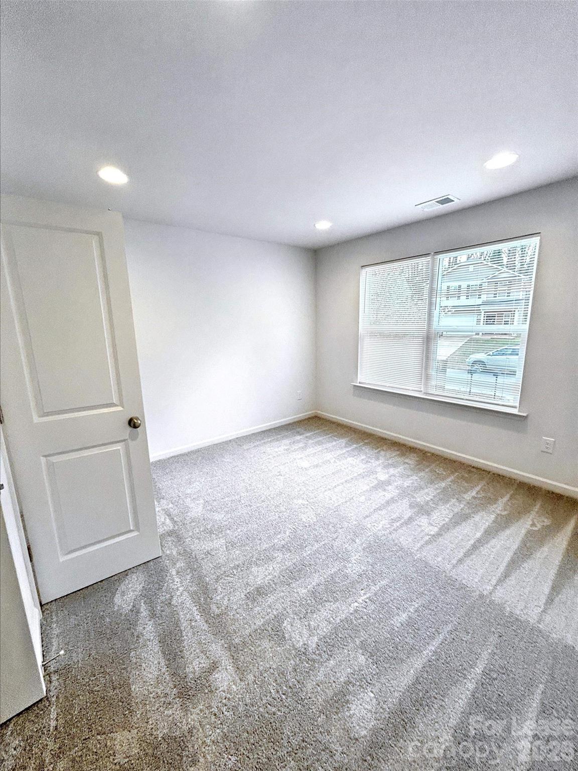 2026 Mcdonald Drive Property Photo 8