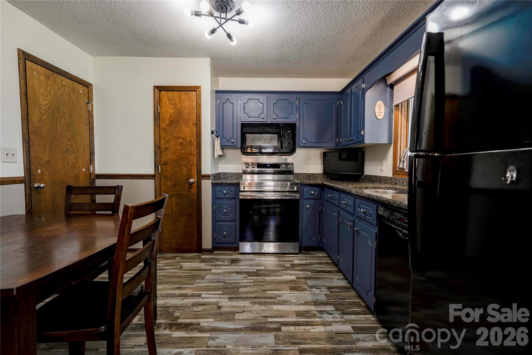 152 North Shore Drive Property Photo 11