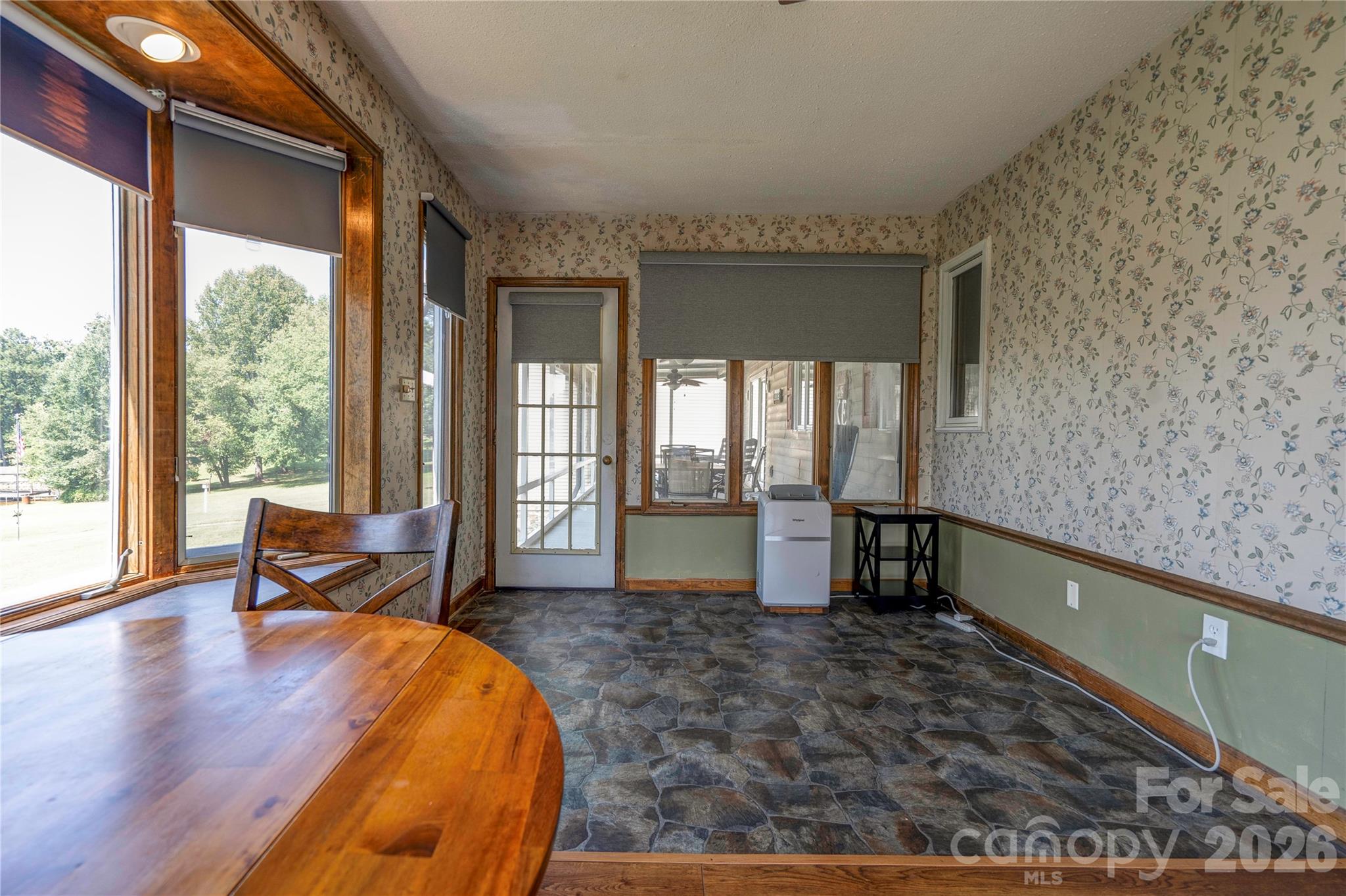 152 North Shore Drive Property Photo 18