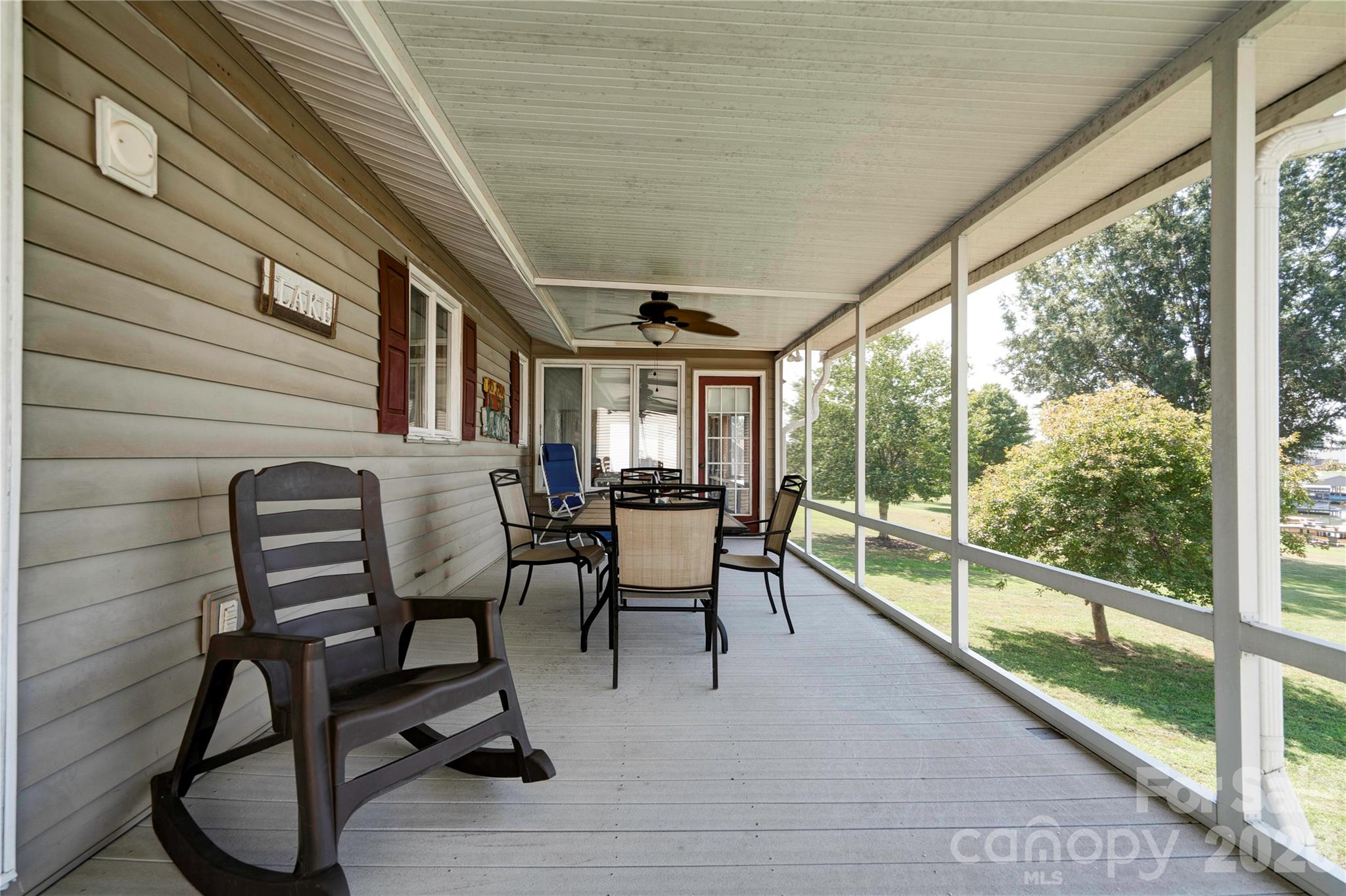 152 North Shore Drive Property Photo 24