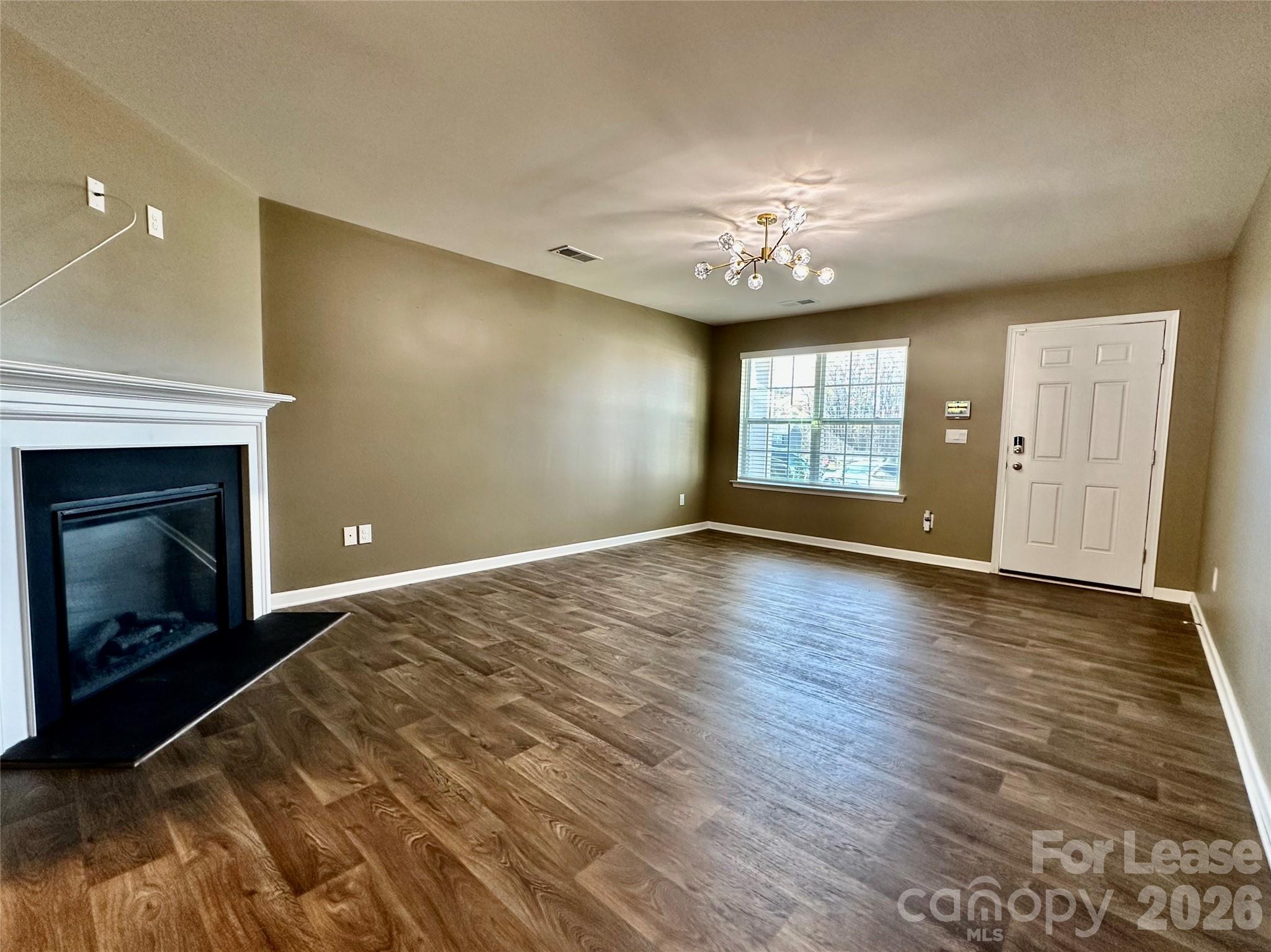 1210 Leno Lane Property Photo 4