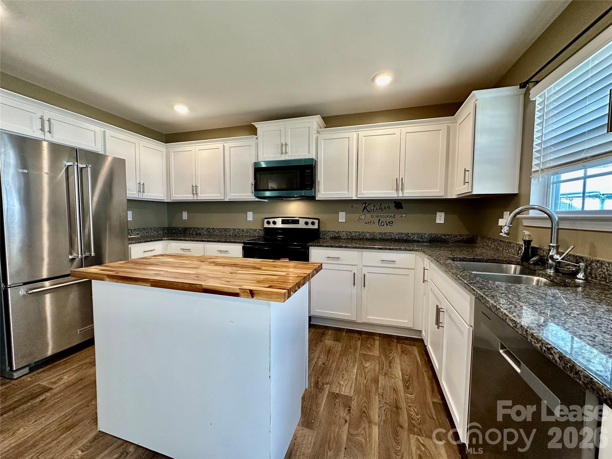 1210 Leno Lane Property Photo 10