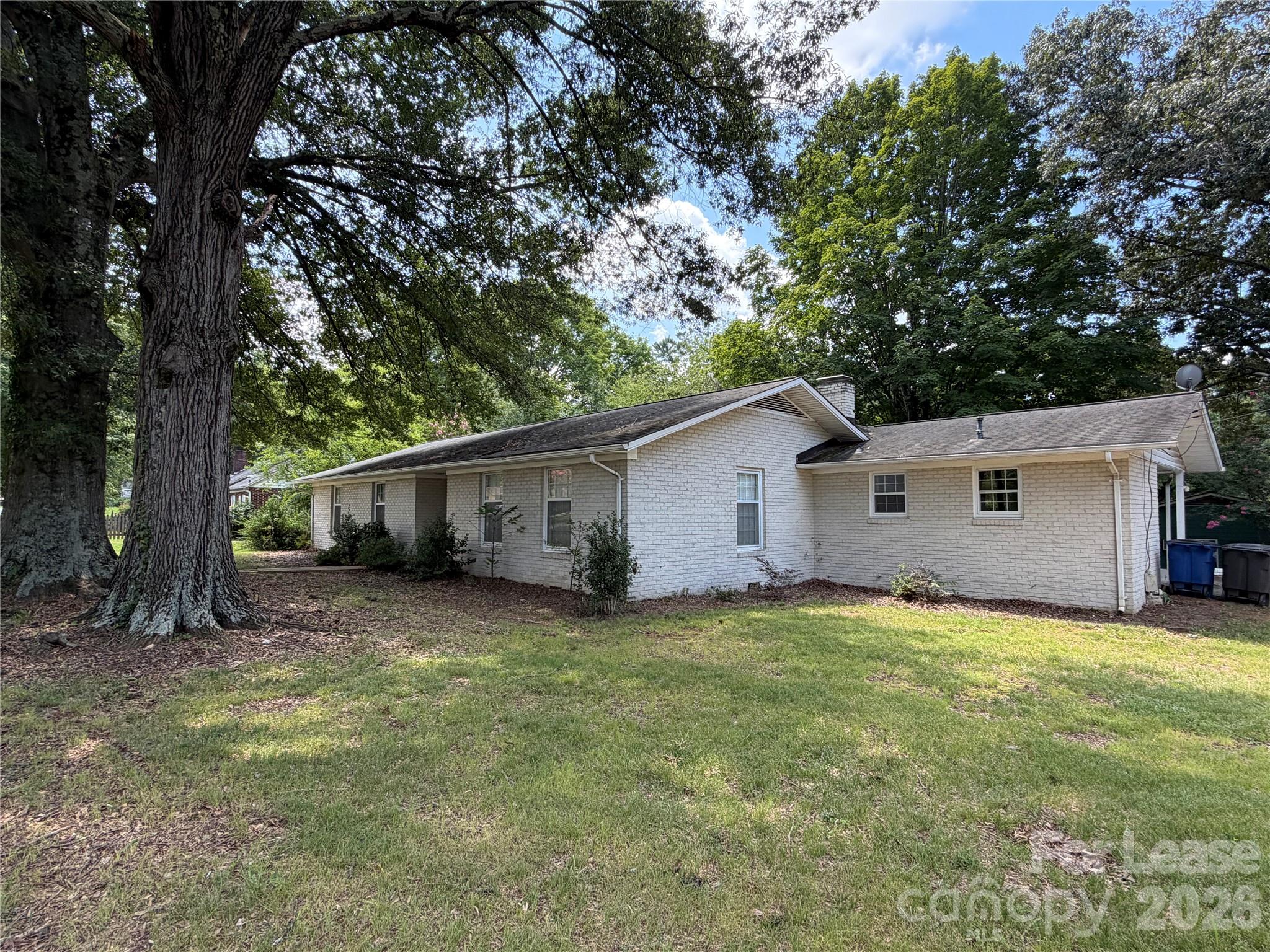 608 Margaret Drive Property Photo 3