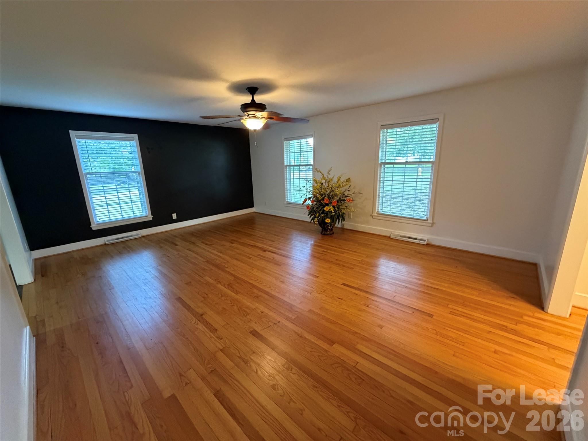 608 Margaret Drive Property Photo 6