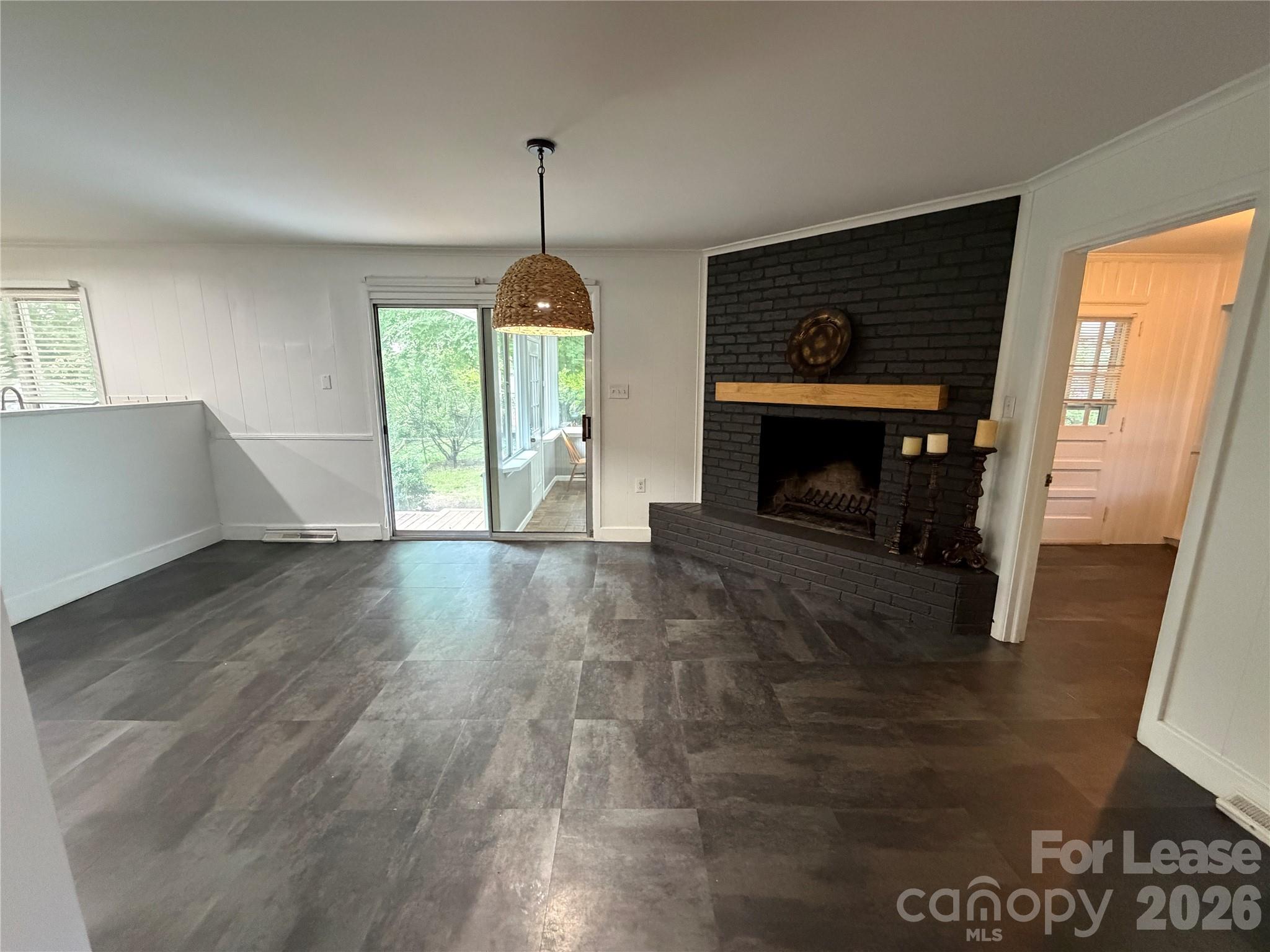 608 Margaret Drive Property Photo 10