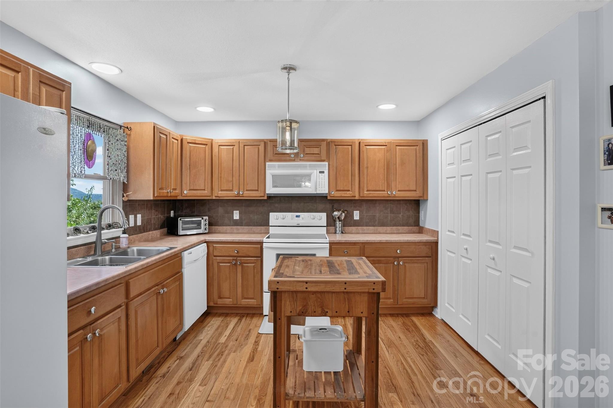 50 Autumn View Drive Property Photo 9