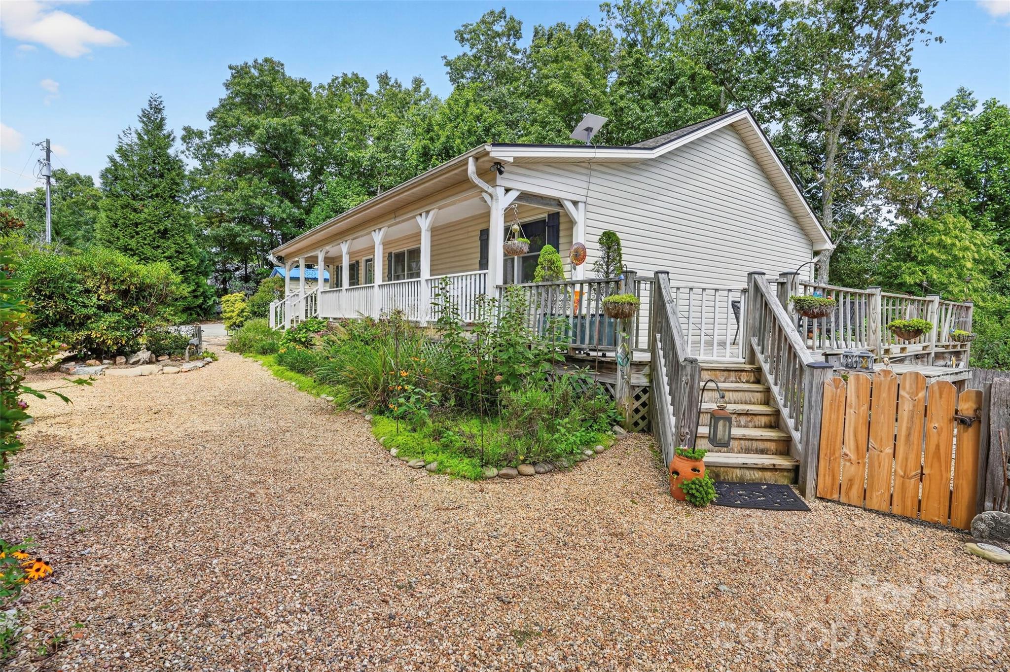 50 Autumn View Drive Property Photo 24