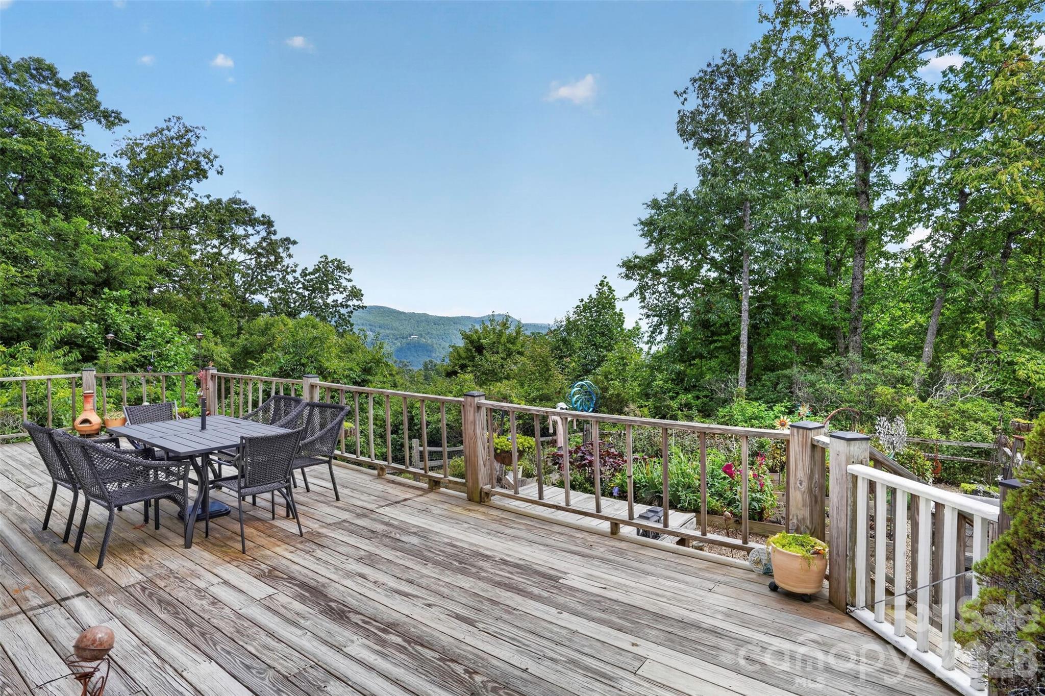 50 Autumn View Drive Property Photo 25