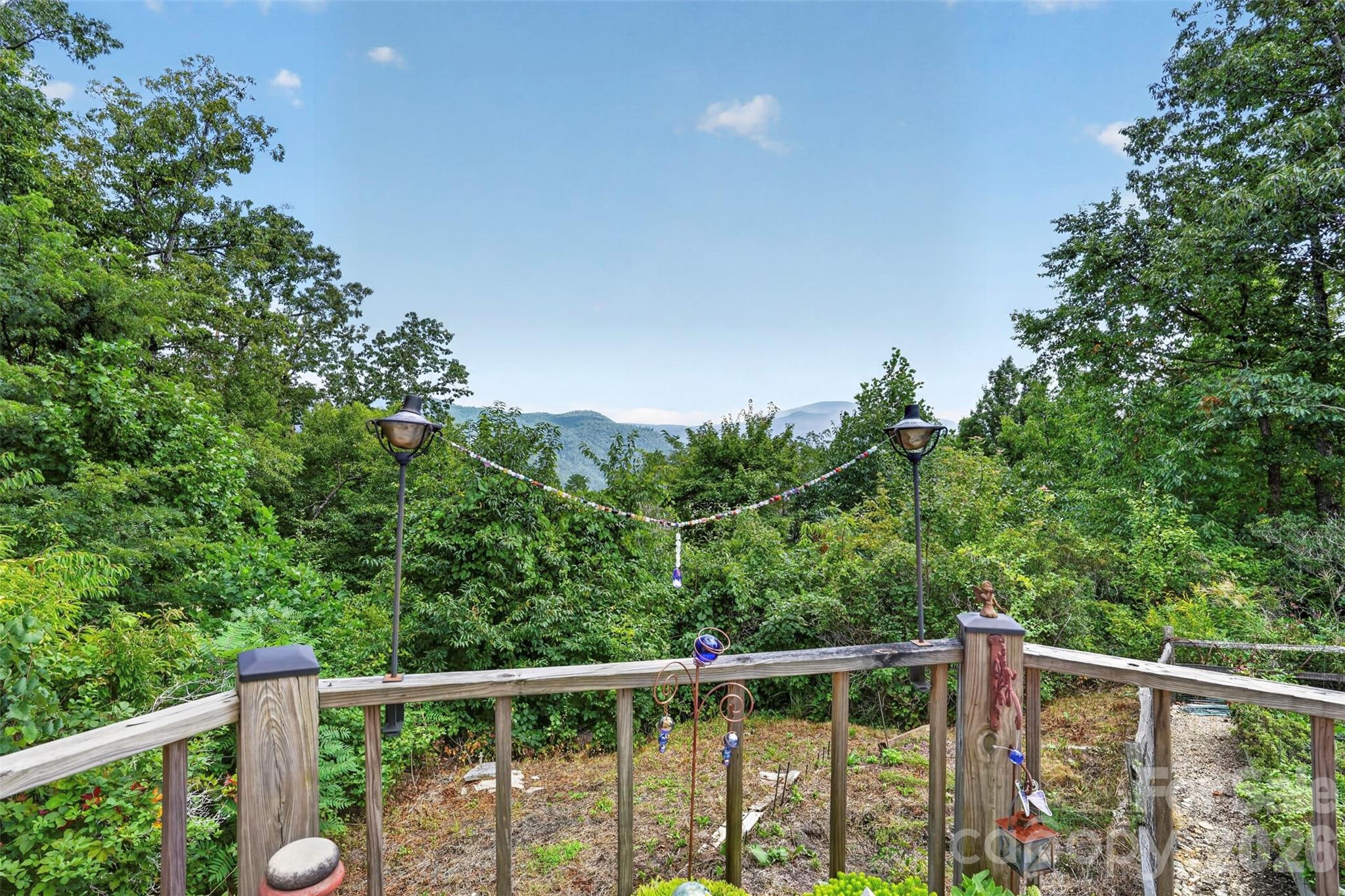 50 Autumn View Drive Property Photo 27