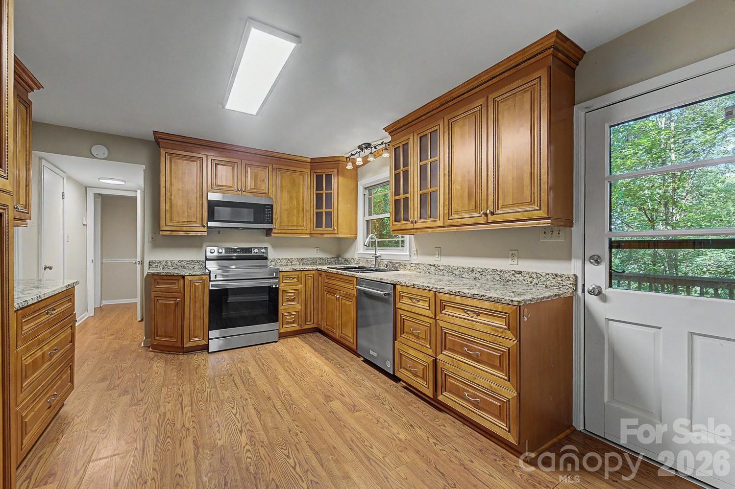 304 Canterbury Road Property Photo 12
