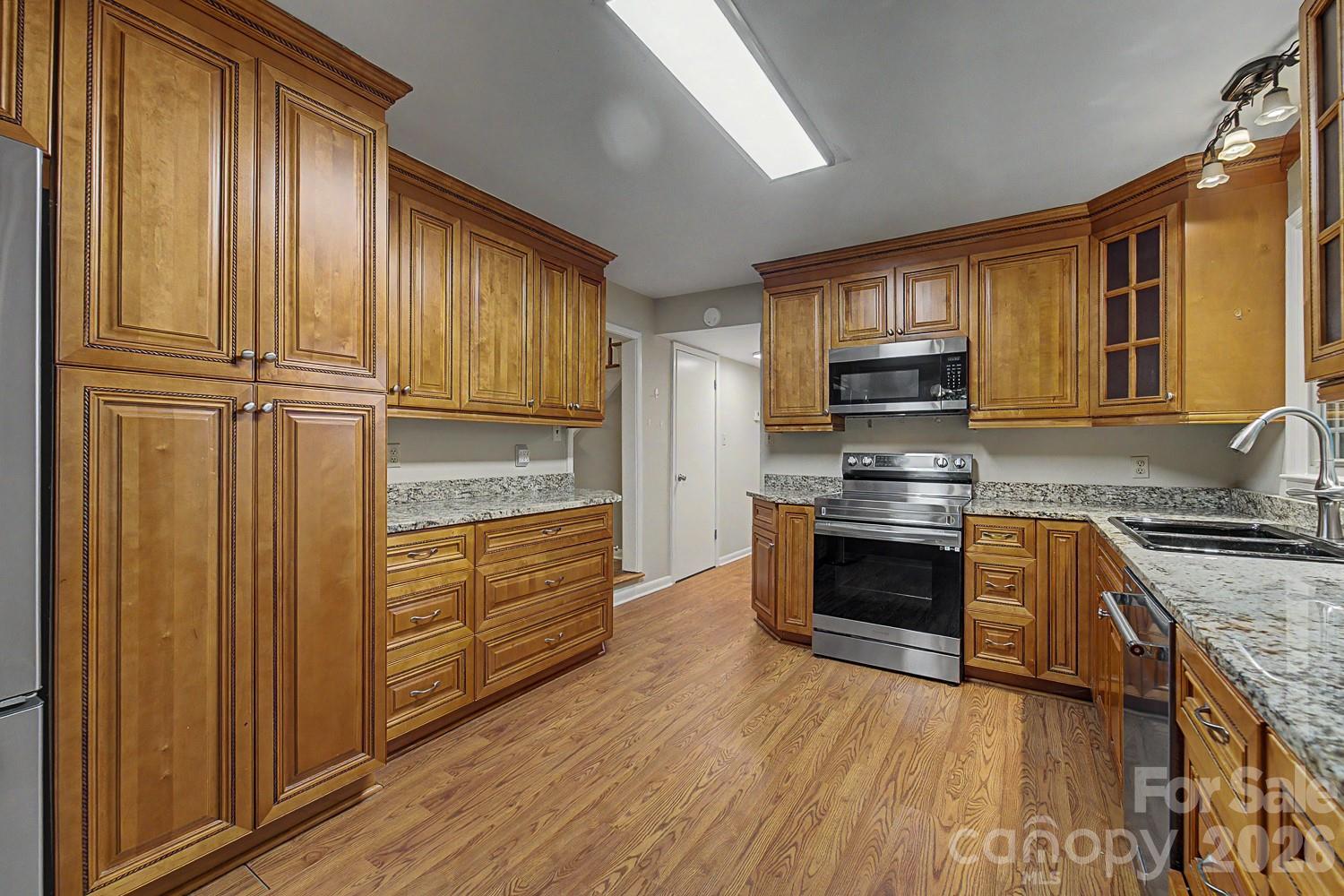 304 Canterbury Road Property Photo 13