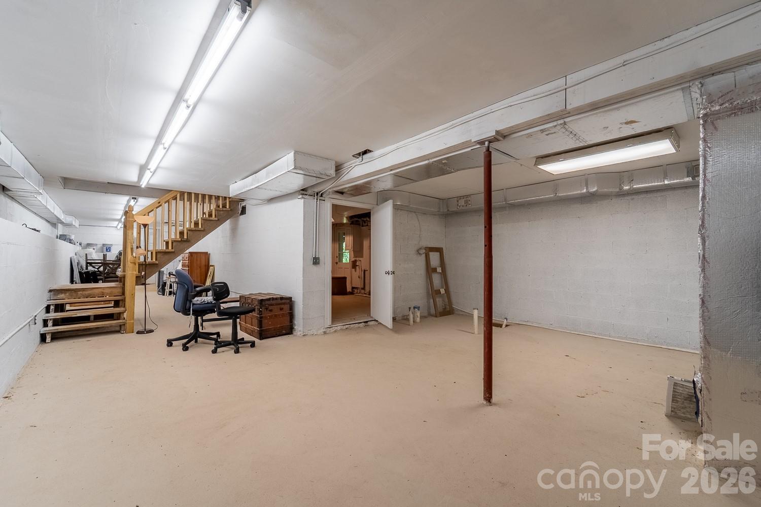 304 Canterbury Road Property Photo 33