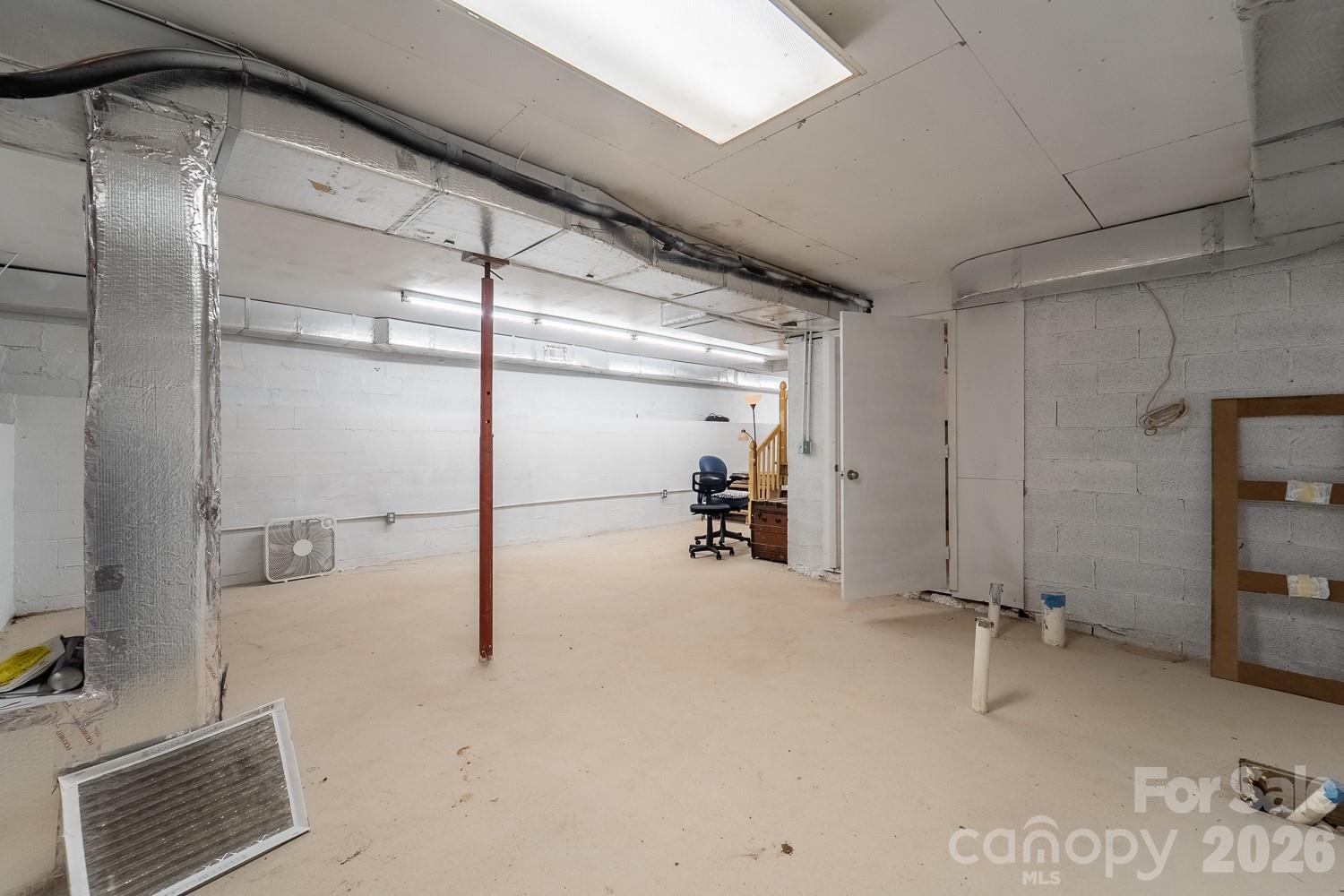 304 Canterbury Road Property Photo 34