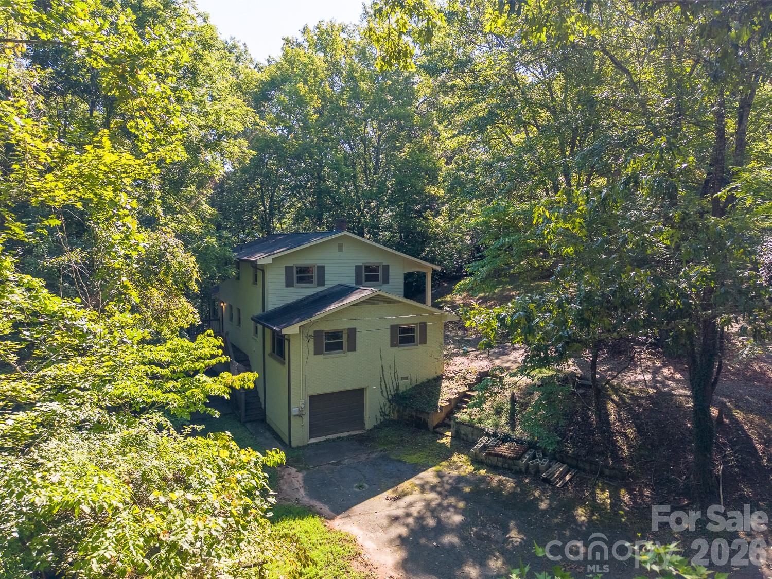 304 Canterbury Road Property Photo 43
