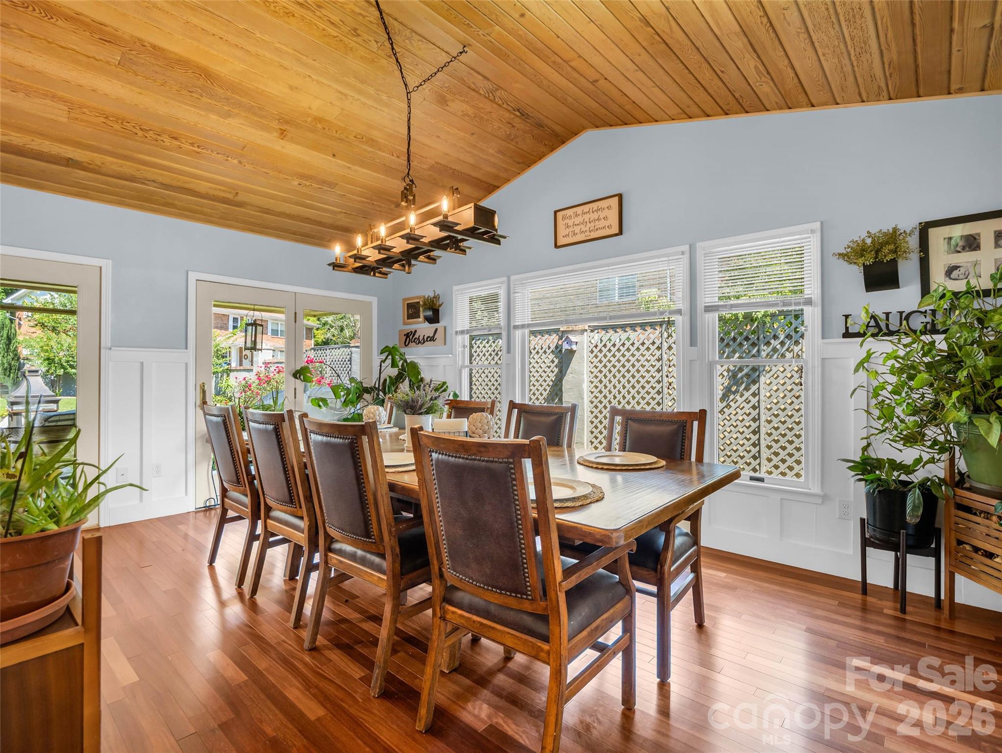 2365 Rosemont Court Property Photo 13