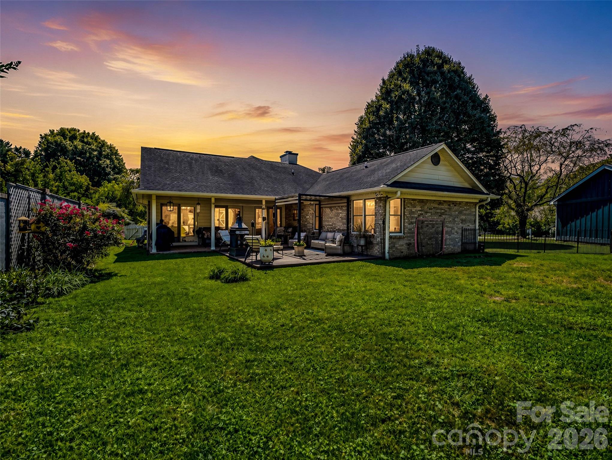 2365 Rosemont Court Property Photo 37