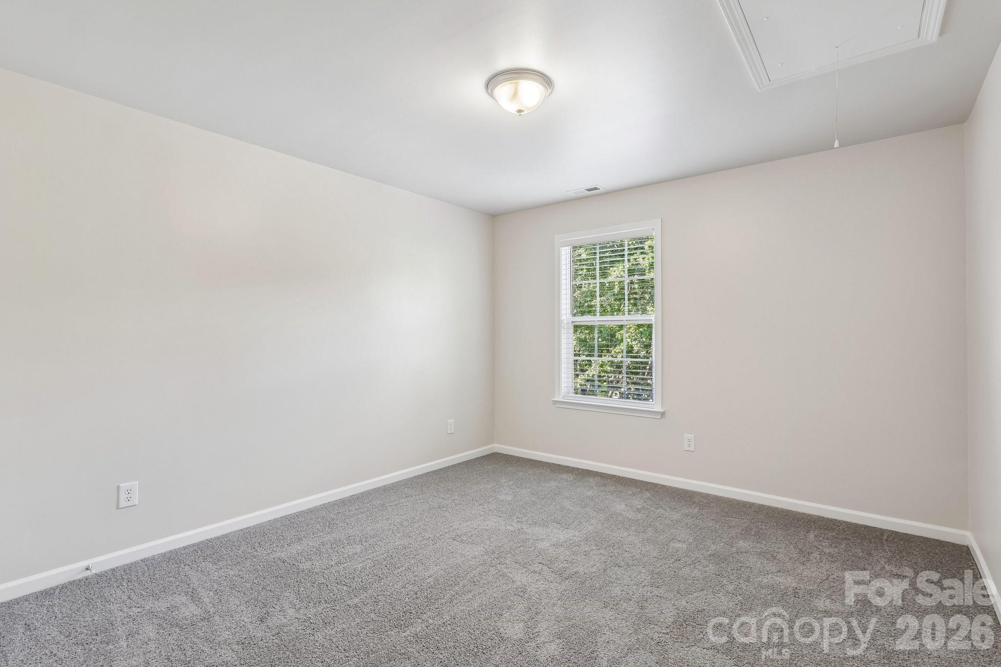 1915 Dundalk Road Property Photo 31