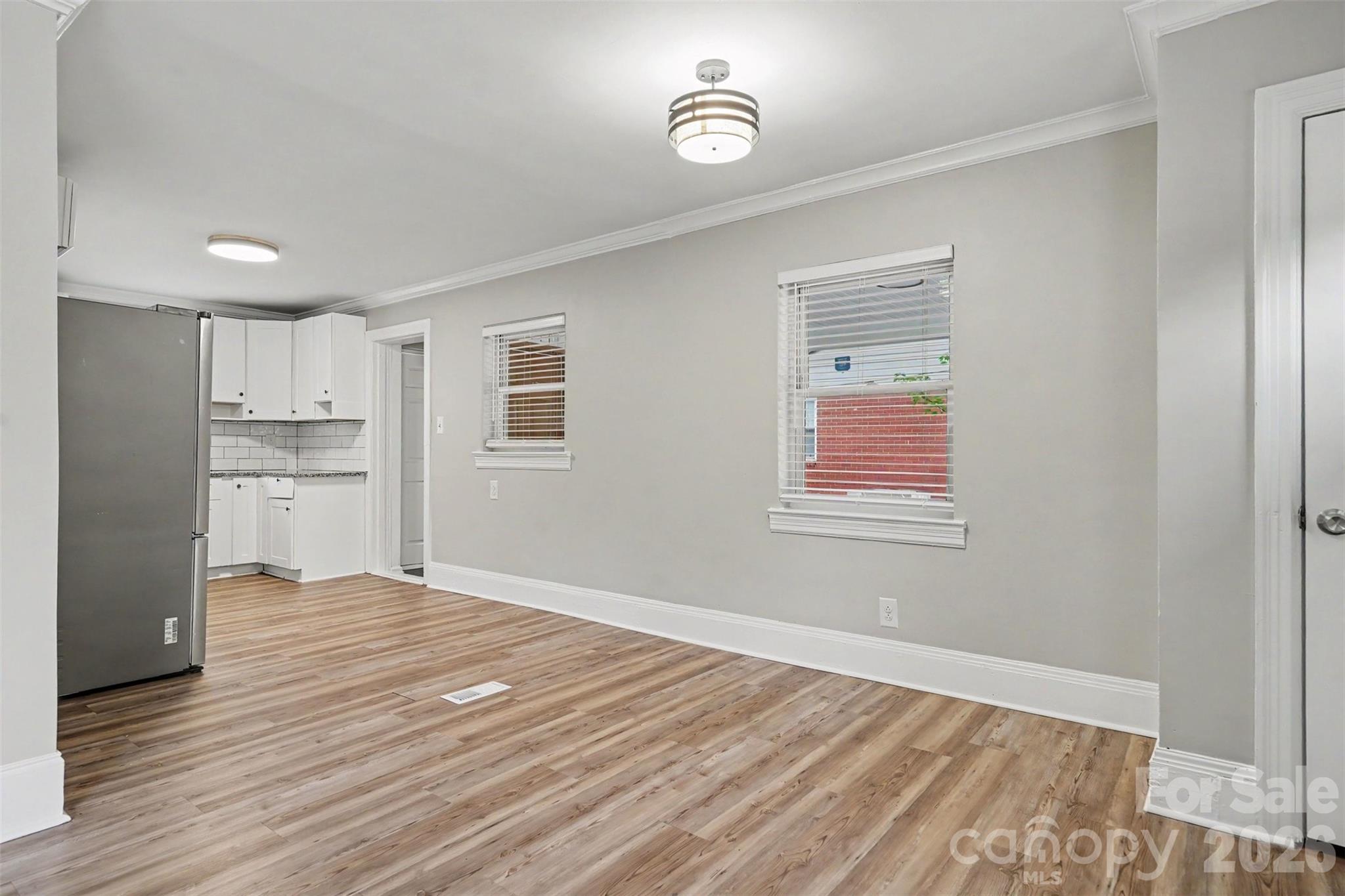 2728 Arnold Drive Property Photo 6