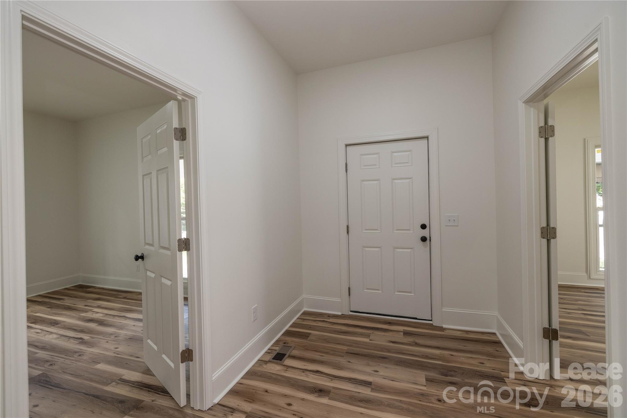 609 W Liberty Street Property Photo 12