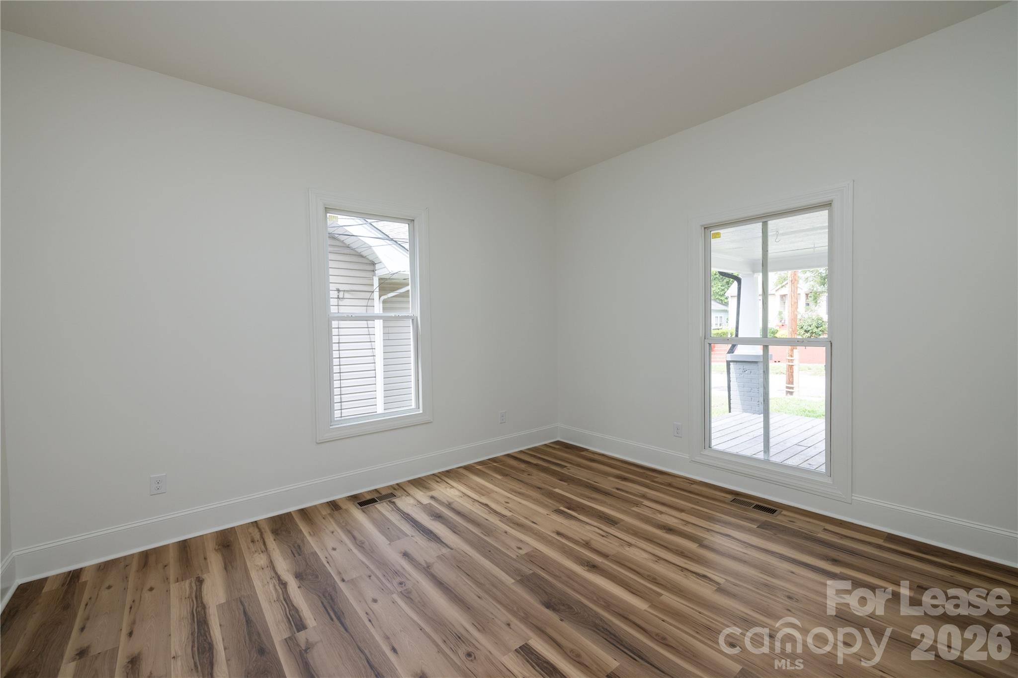 609 W Liberty Street Property Photo 13