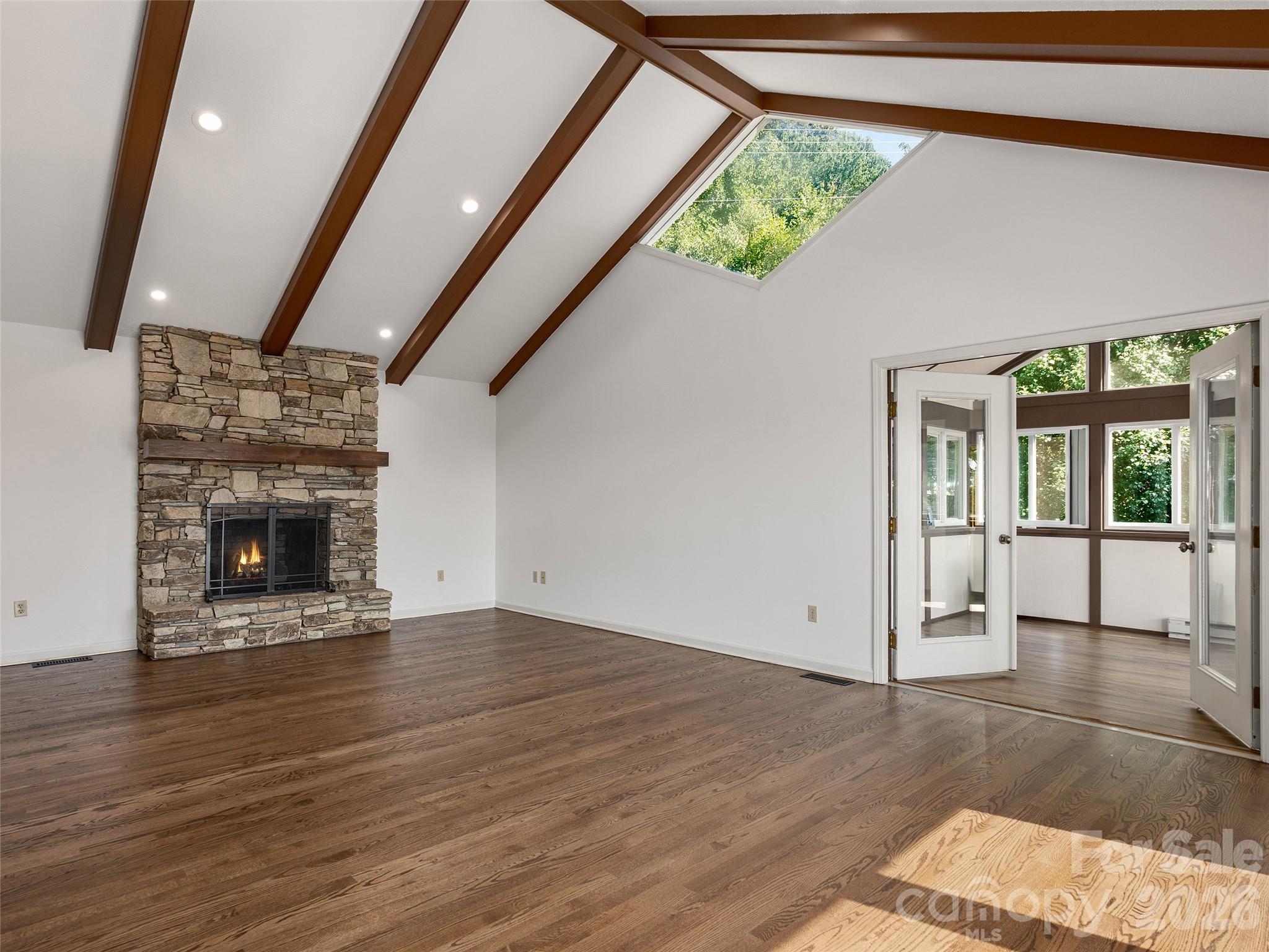 288 Roberts Drive Property Photo 10