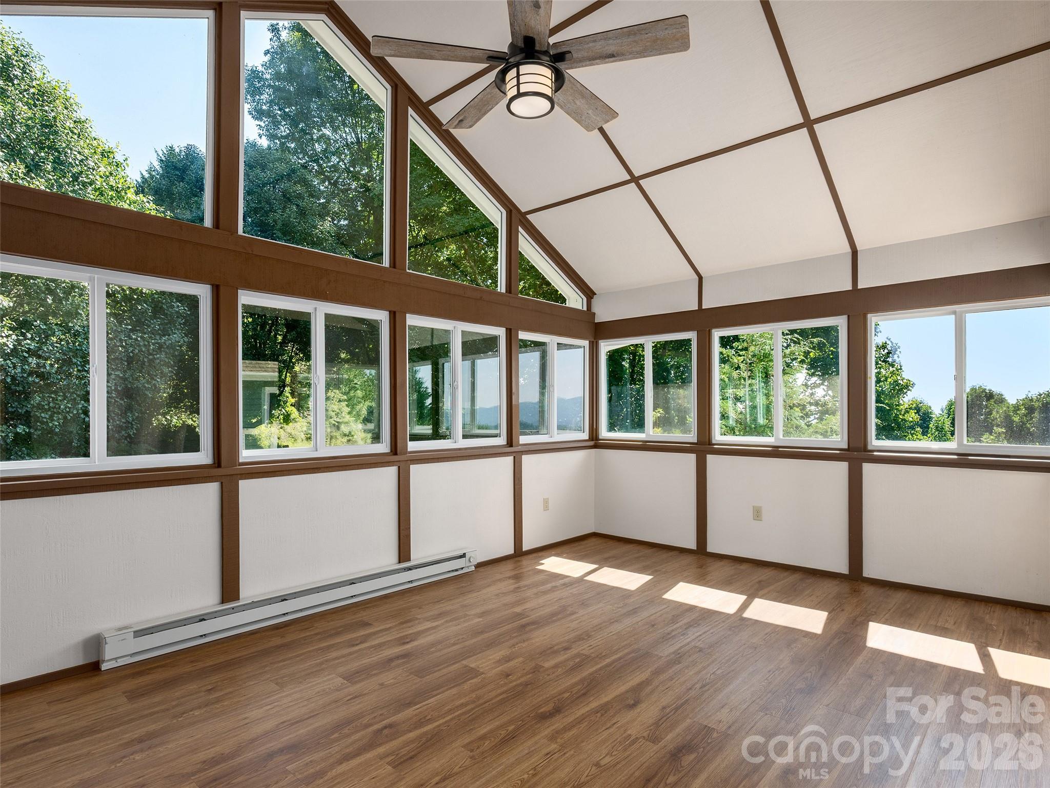 288 Roberts Drive Property Photo 15